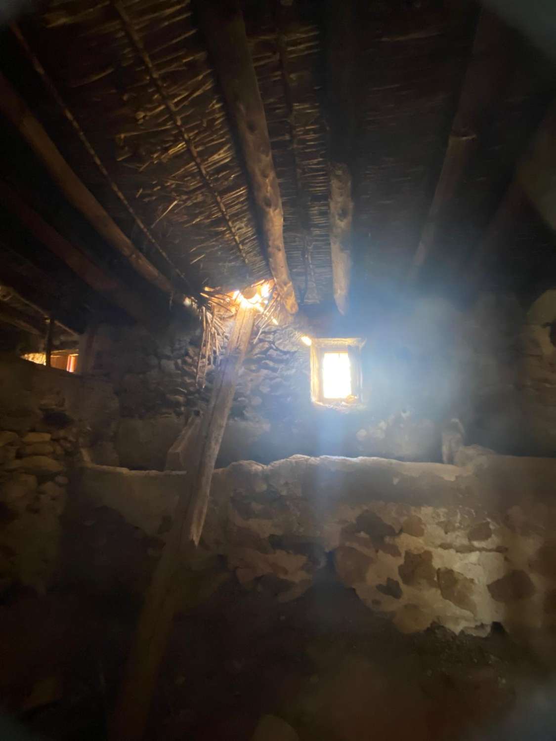 Boerderij met 3 hectare grond op 7 km van Vélez Rubio met fantastisch uitzicht