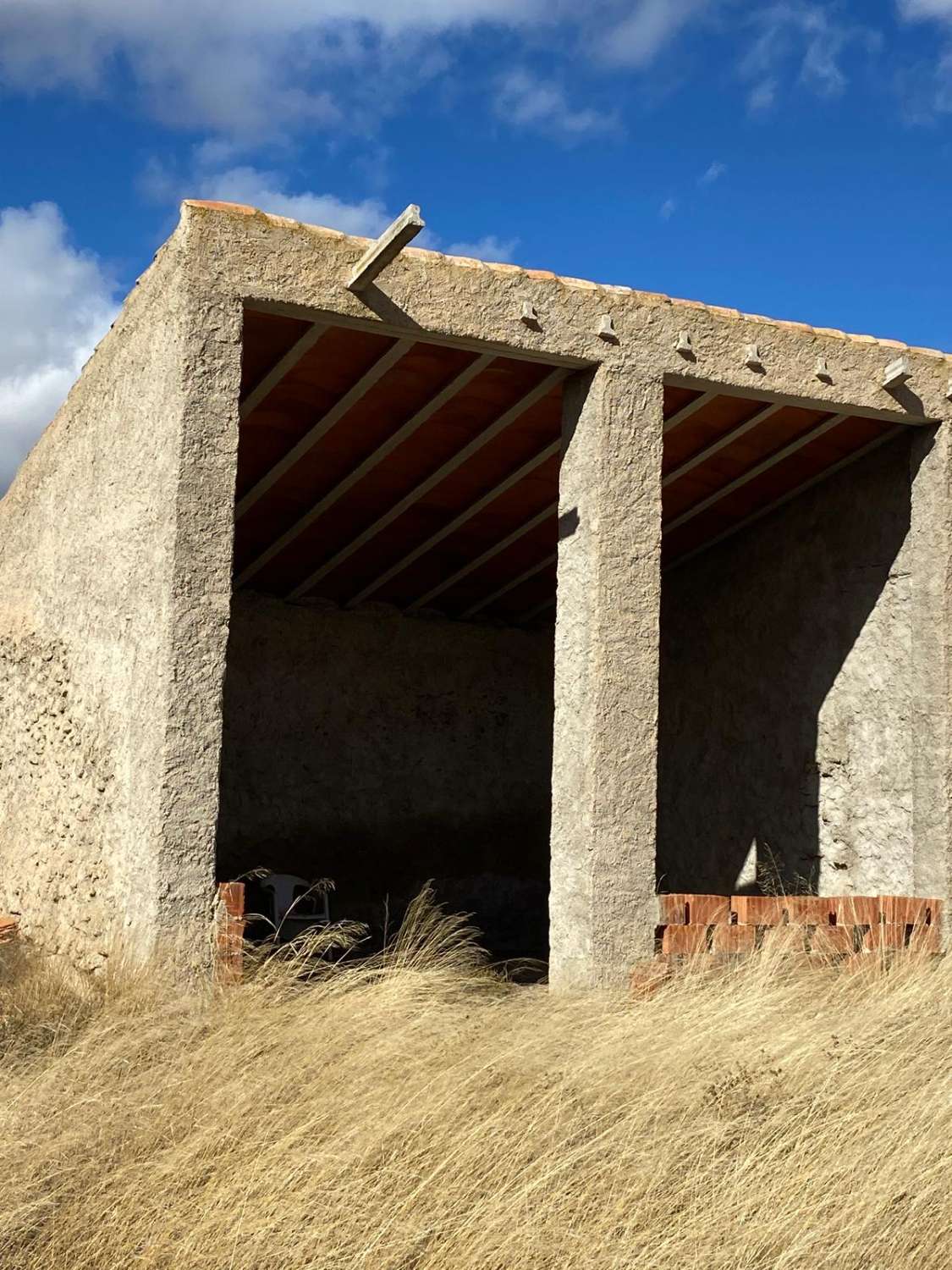 Boerderij met 3 hectare grond op 7 km van Vélez Rubio met fantastisch uitzicht