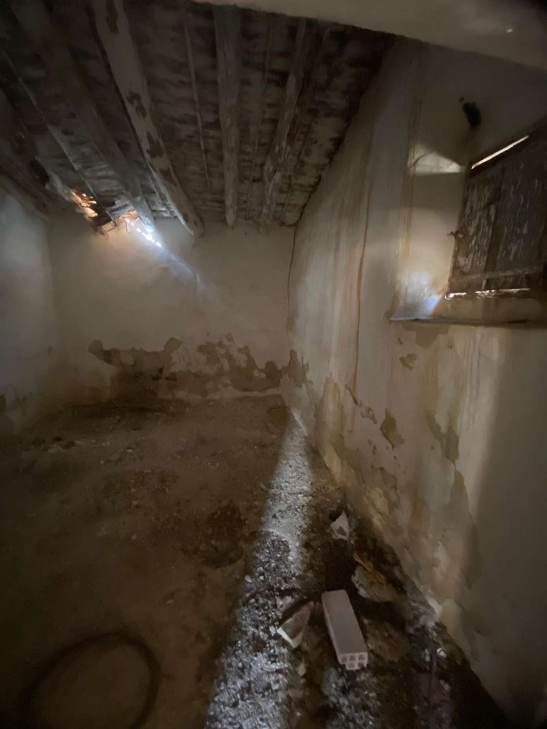 Boerderij met 3 hectare grond op 7 km van Vélez Rubio met fantastisch uitzicht