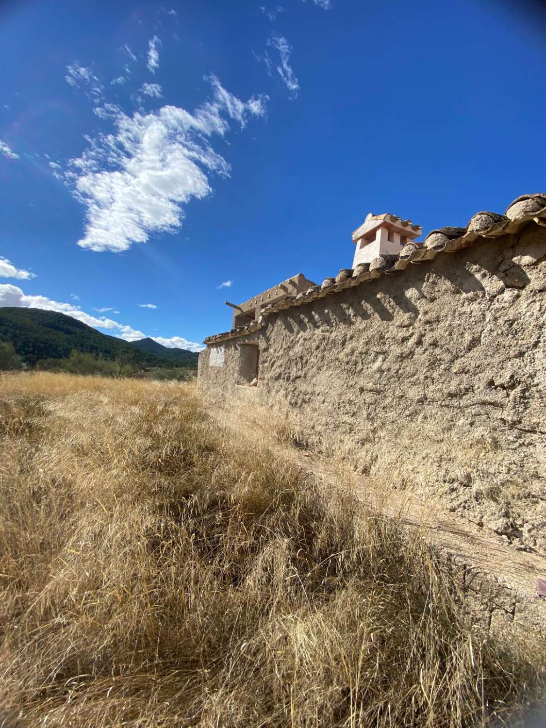 Boerderij met 3 hectare grond op 7 km van Vélez Rubio met fantastisch uitzicht