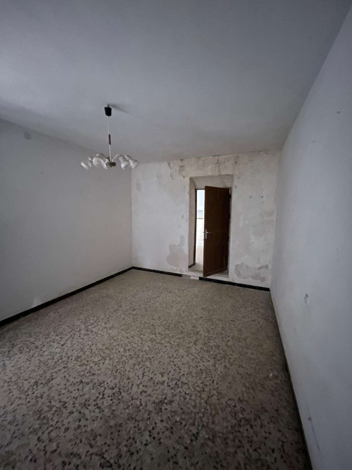 Casa de pueblo con terraza y 3 habitaciones en Vélez-Blanco