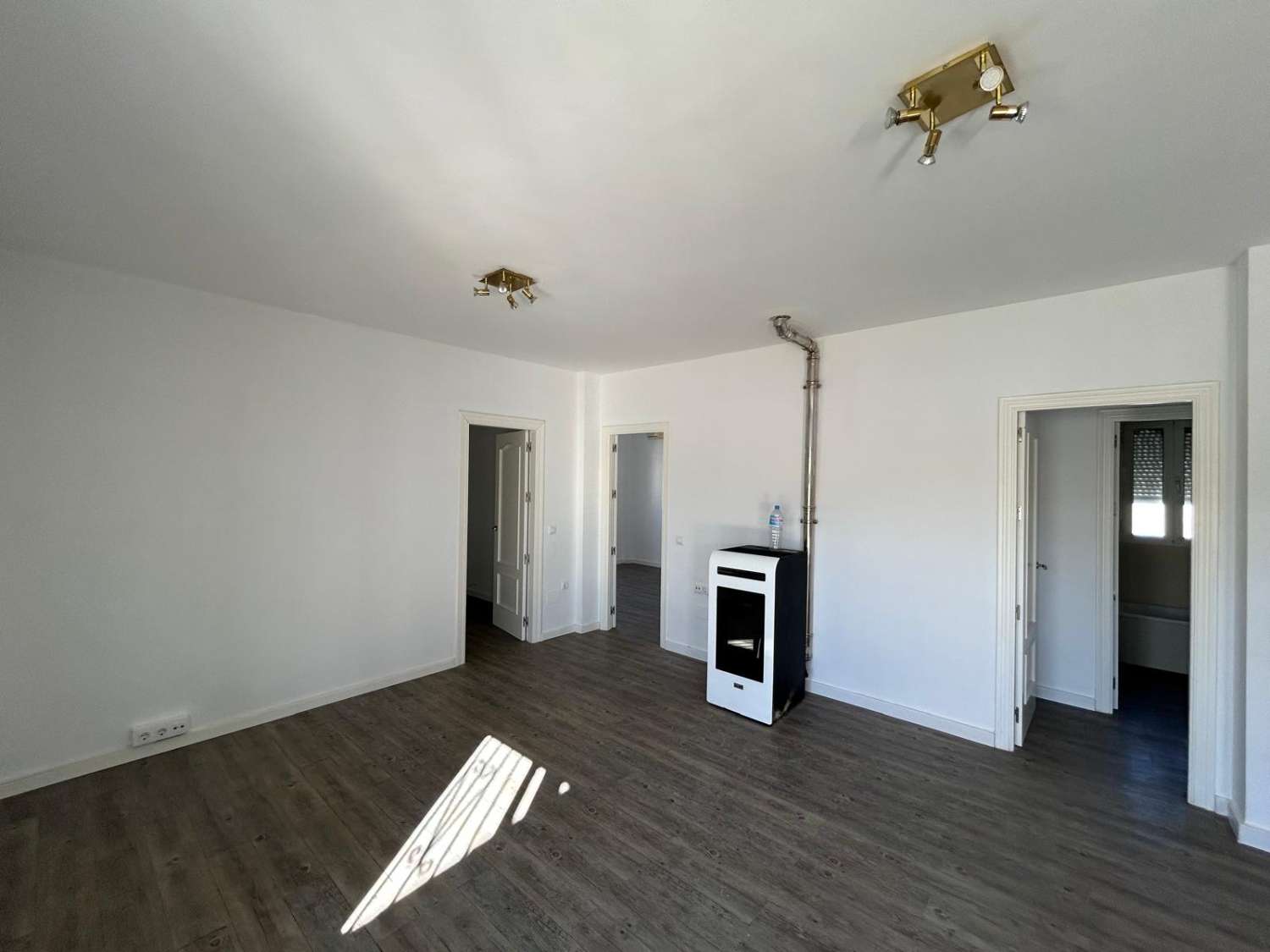 Villa mit drei Schlafzimmern und drei Bädern im beliebten Arboleas