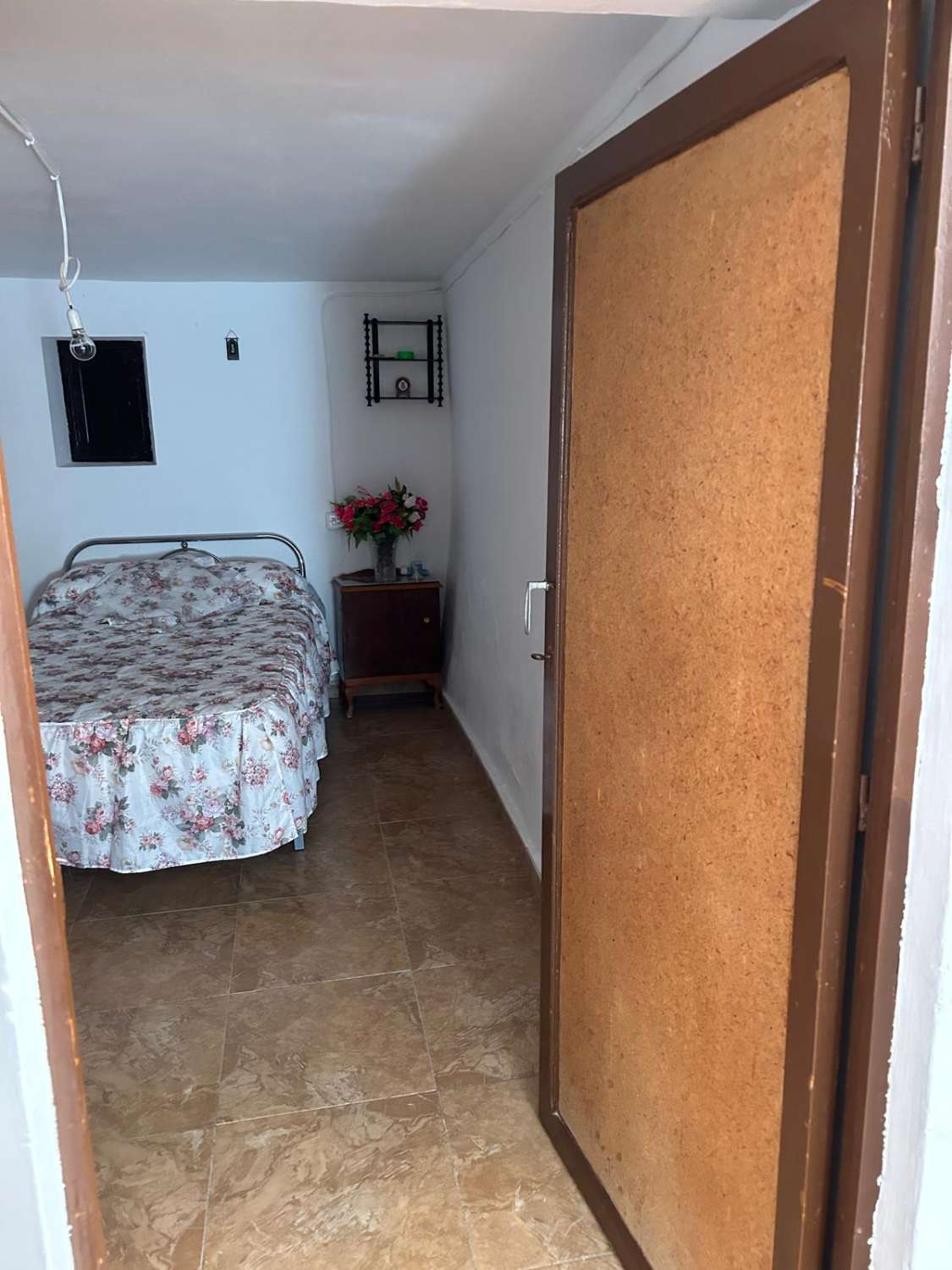 Independent property 9 km from Taberno with 7 rooms
