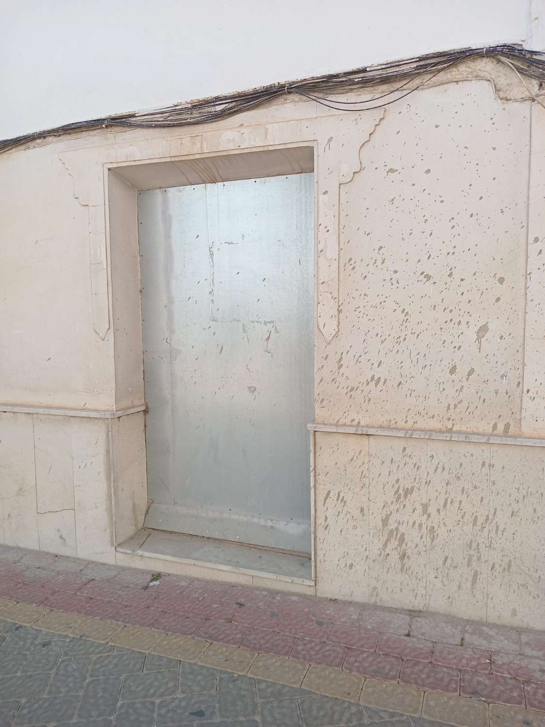 House for renovation in the historic center of Vélez-Blanco