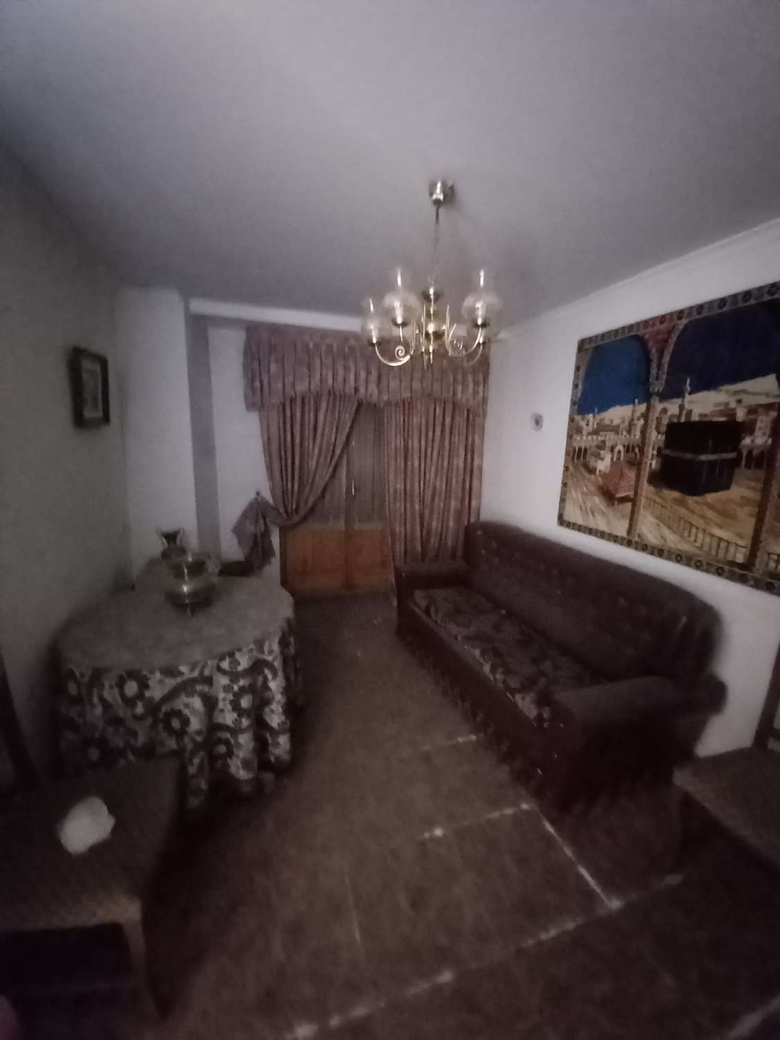 House for renovation in the historic center of Vélez-Blanco