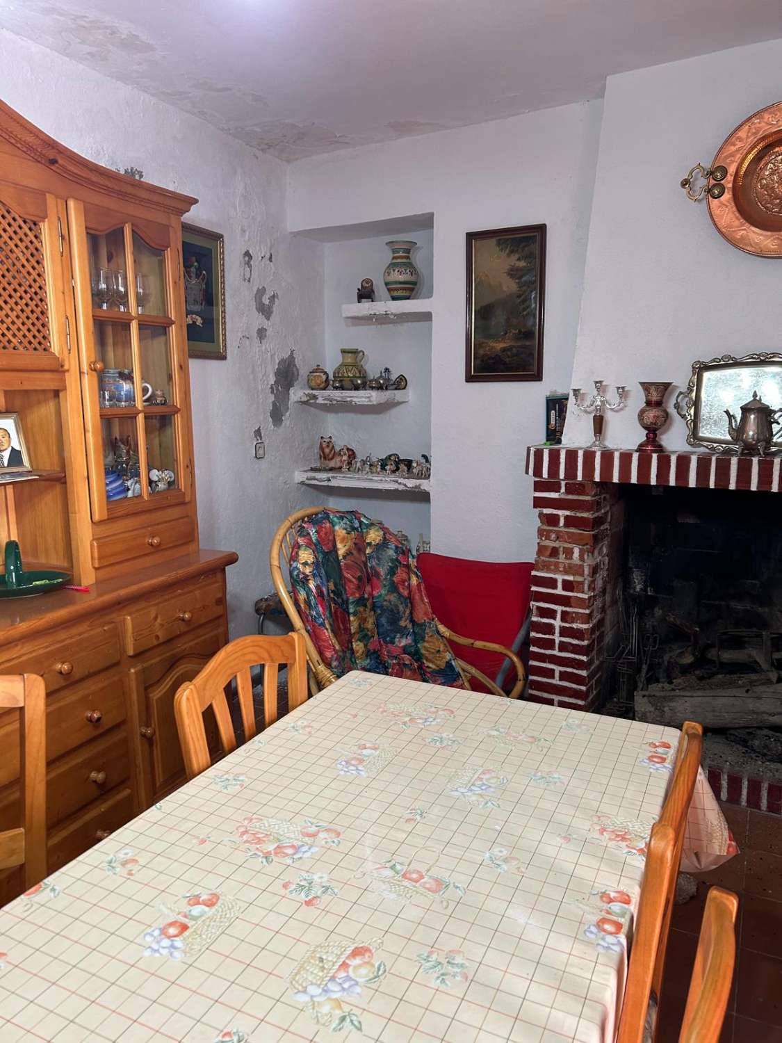 3-bedroom, 2-bathroom house in the center of Vélez-Blanco (Almería)