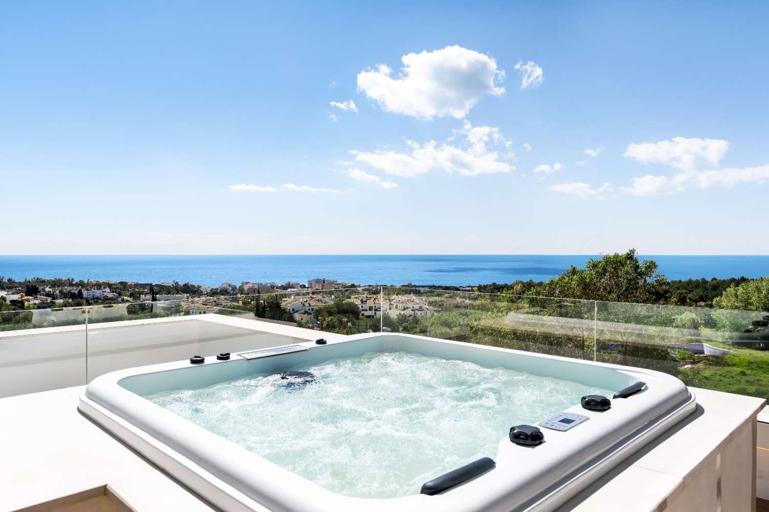 Magnífica villa con vistas al mar en Sierra Blanca, Marbella (Málaga)