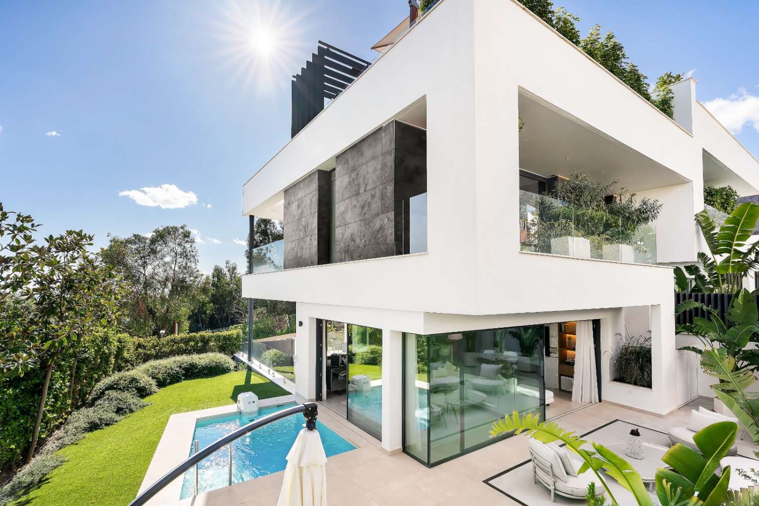 Magnífica villa con vistas al mar en Sierra Blanca, Marbella (Málaga)