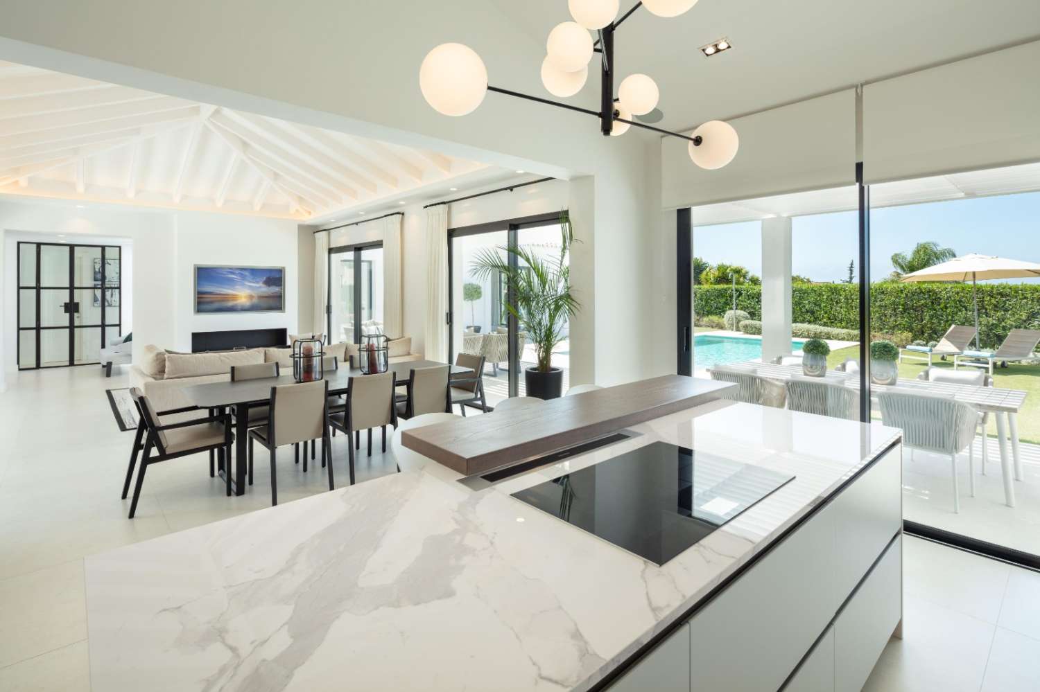 Wunderschöne Villa in einer Wohnanlage, Nueva Andalucía, Marbella (Málaga)