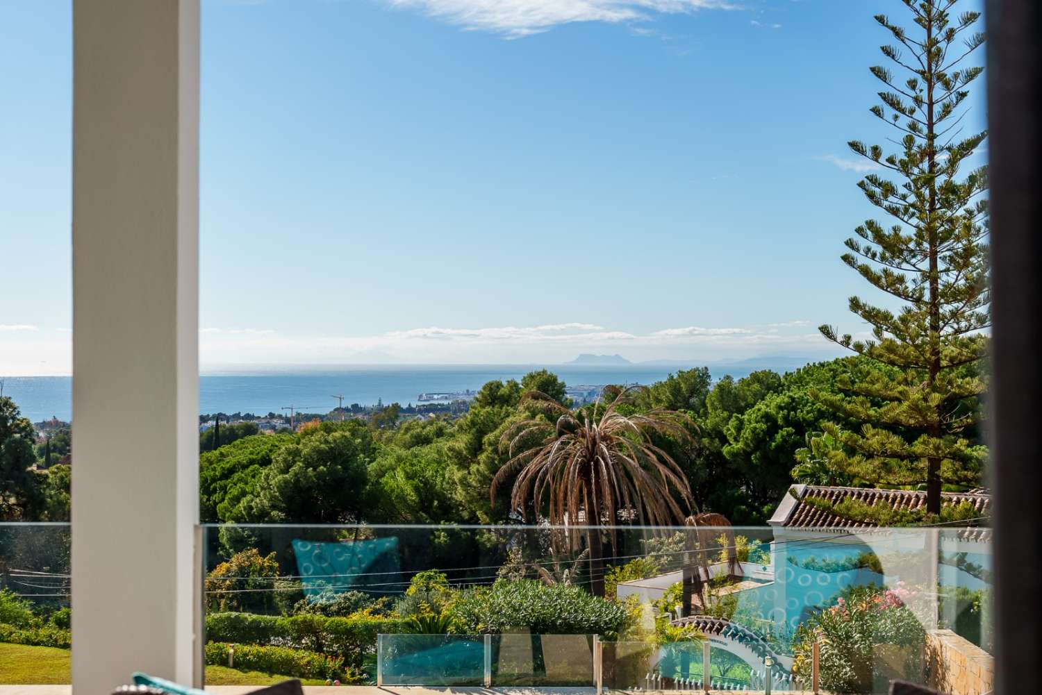 Atemberaubendes Stadthaus mit Meerblick in Marbella (Málaga)