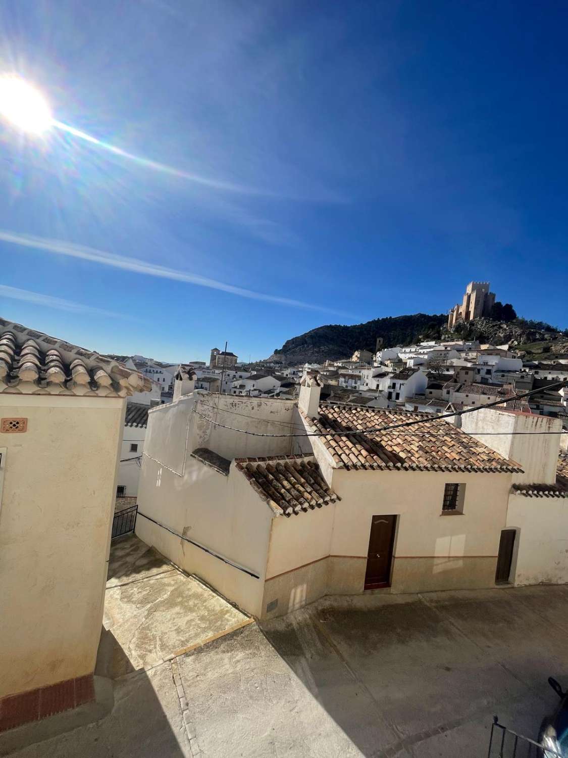 Spacious house in the center of Vélez Blanco with 6 bedrooms