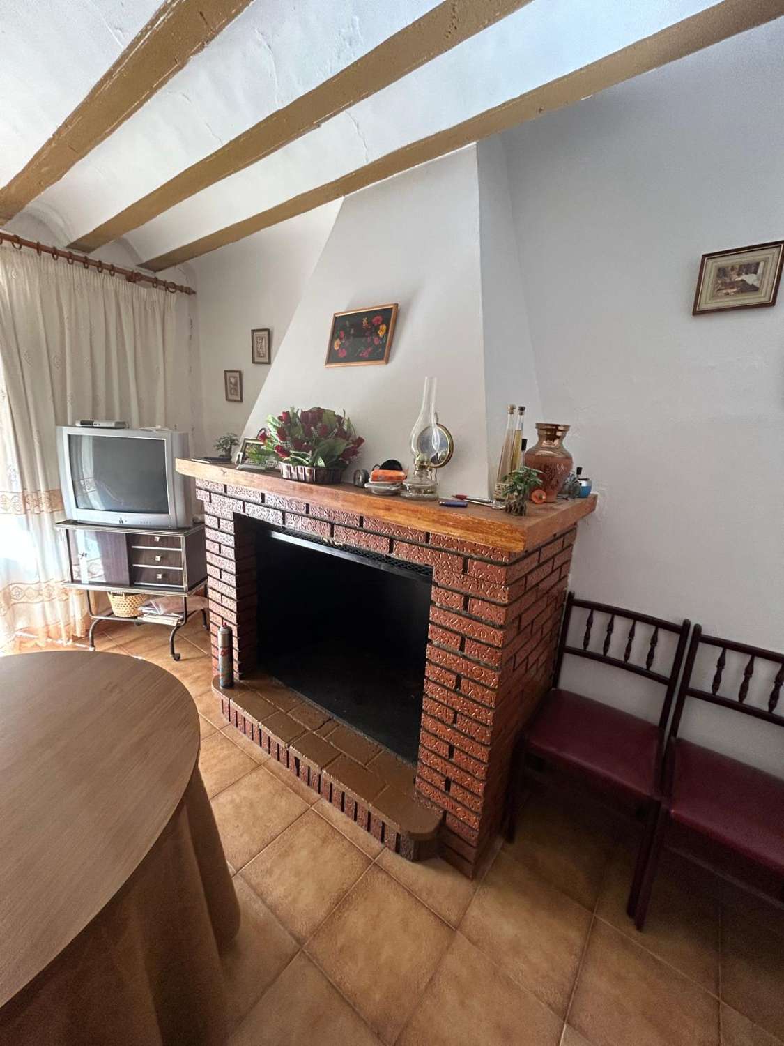 Ruim huis in het centrum van Vélez Blanco met 3 verdiepingen en 6 slaapkamers