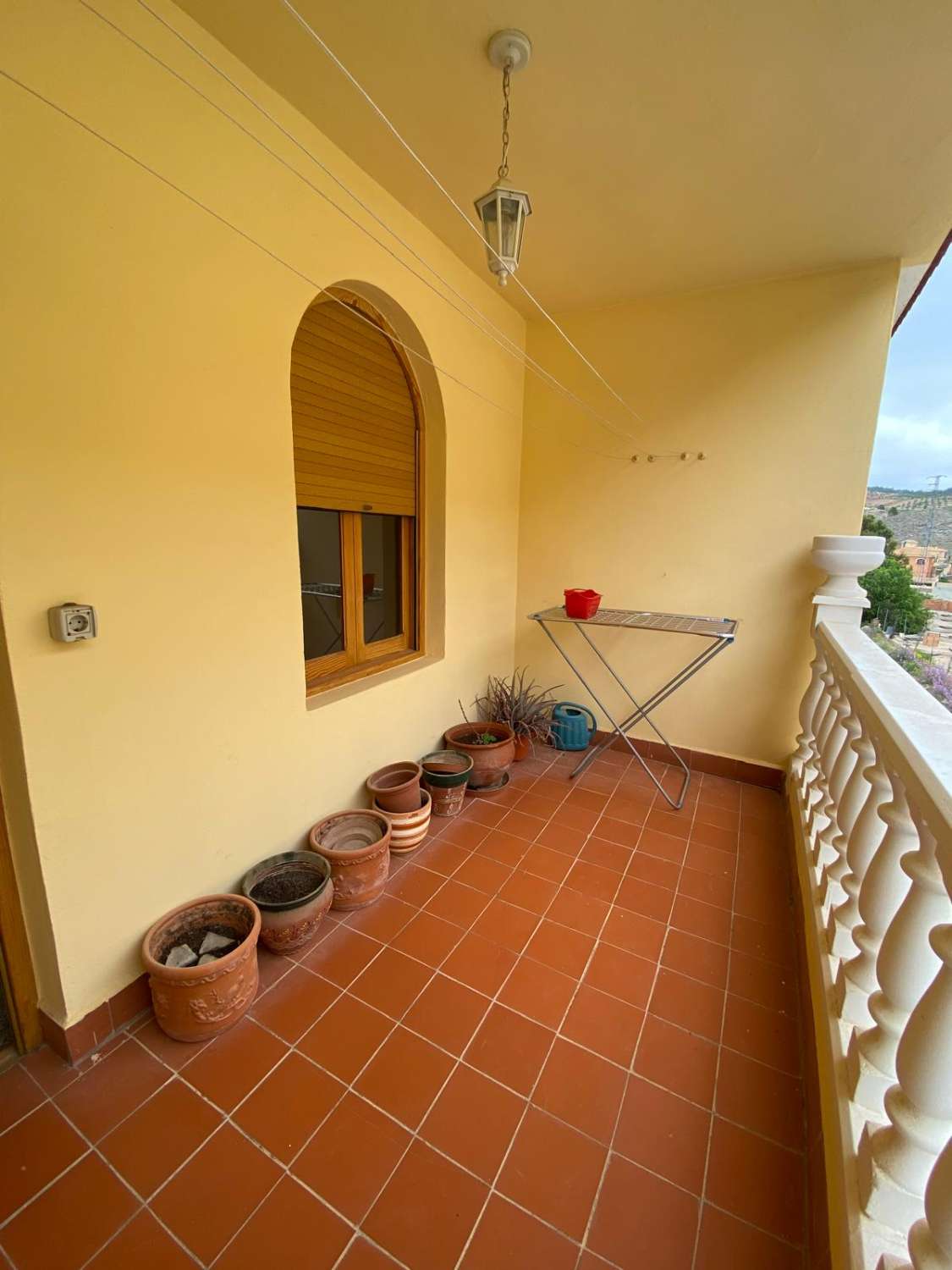 Immaculate 3 Bedroom, 2 bathroom house in Oria with outdoor space & terrace