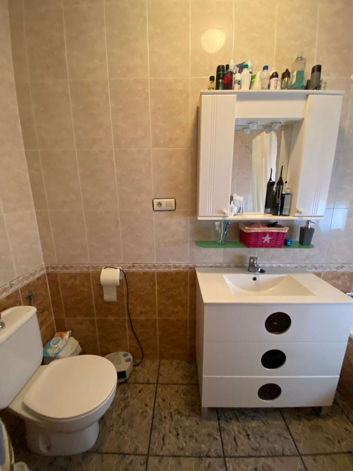Immaculate 3 Bedroom, 2 bathroom house in Oria with outdoor space & terrace