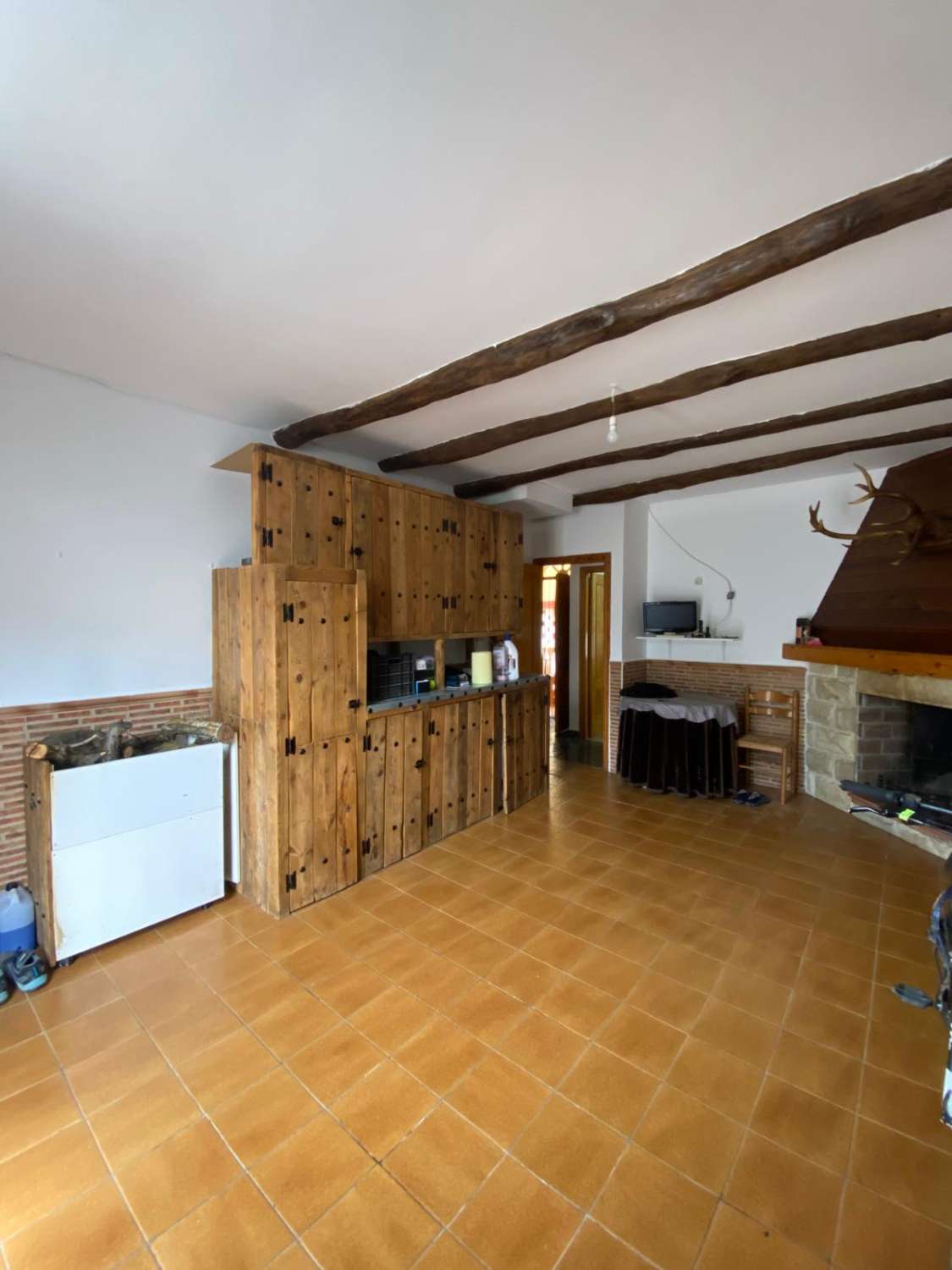 Immaculate 3 Bedroom, 2 bathroom house in Oria with outdoor space & terrace