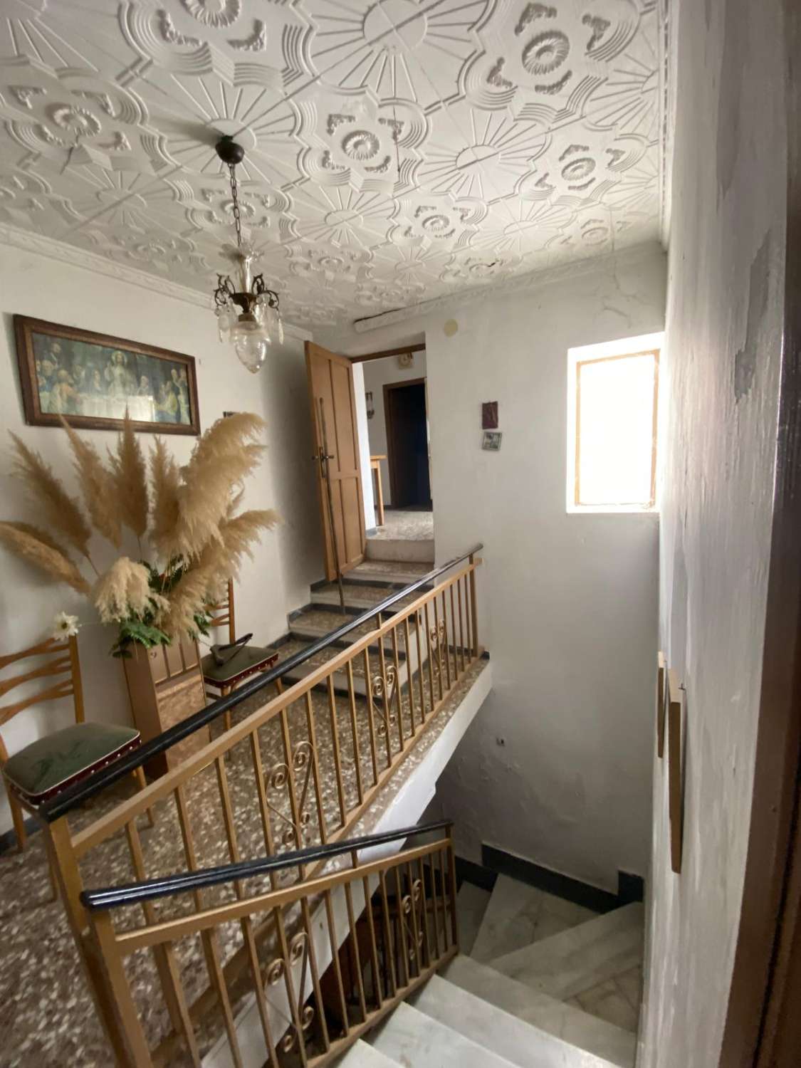 5 bedroom house in Oria with 1,700m2 of land with gardens and terraces