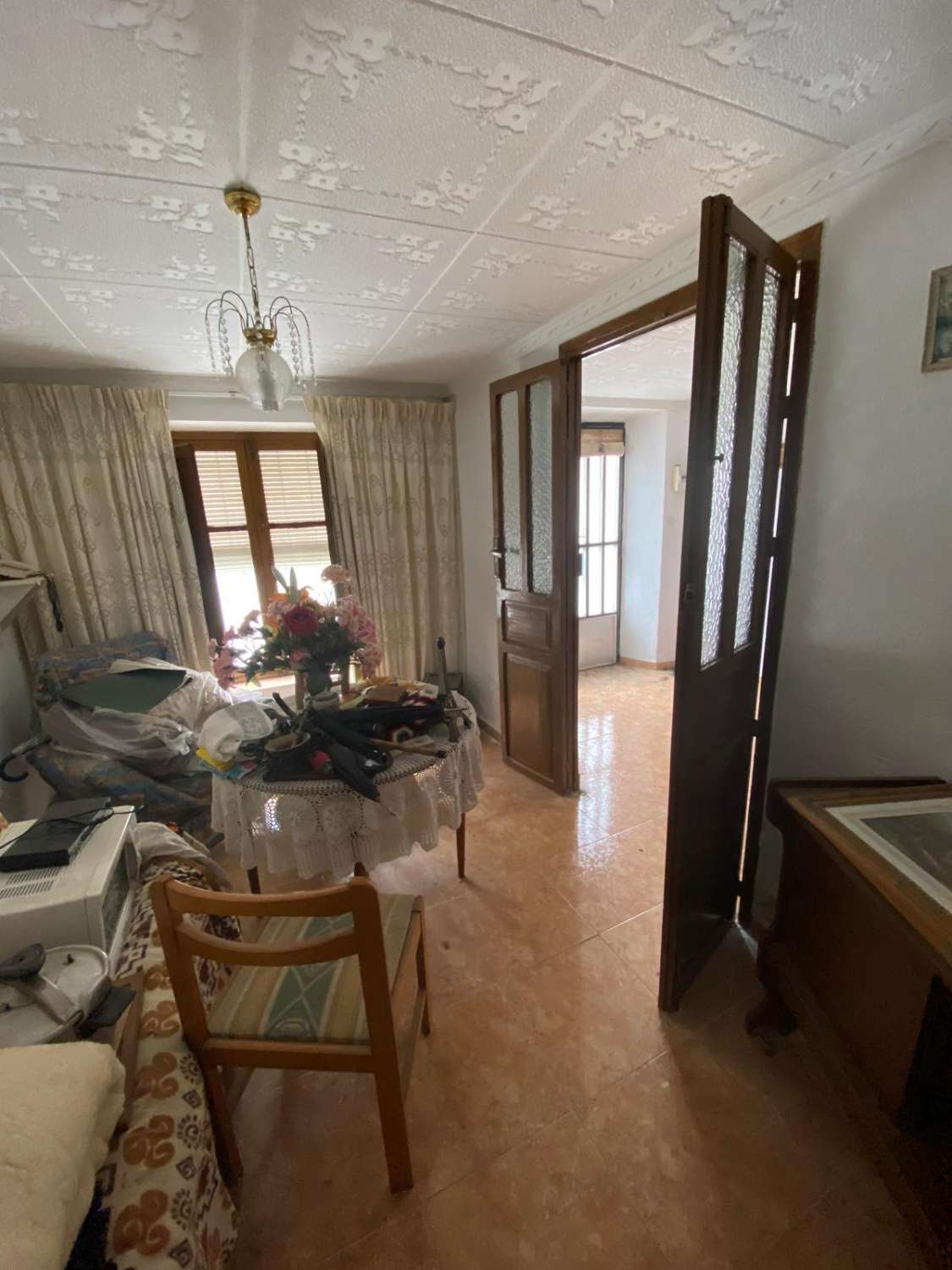 5 bedroom house in Oria with 1,700m2 of land with gardens and terraces