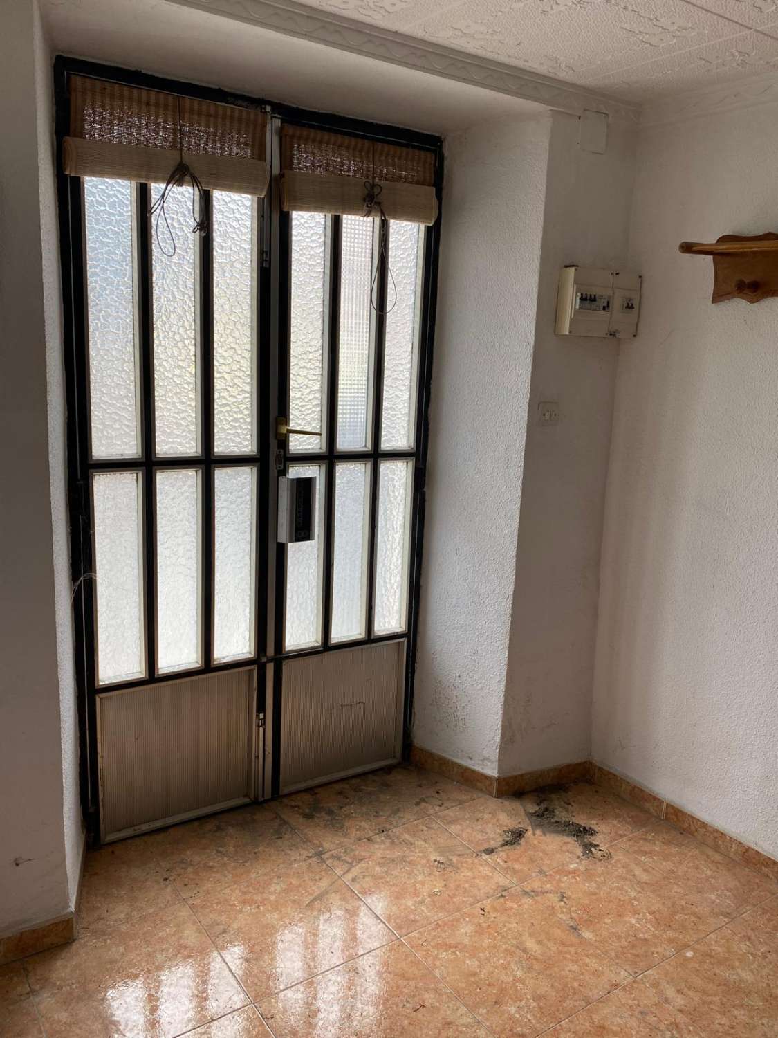 5 bedroom house in Oria with 1,700m2 of land with gardens and terraces