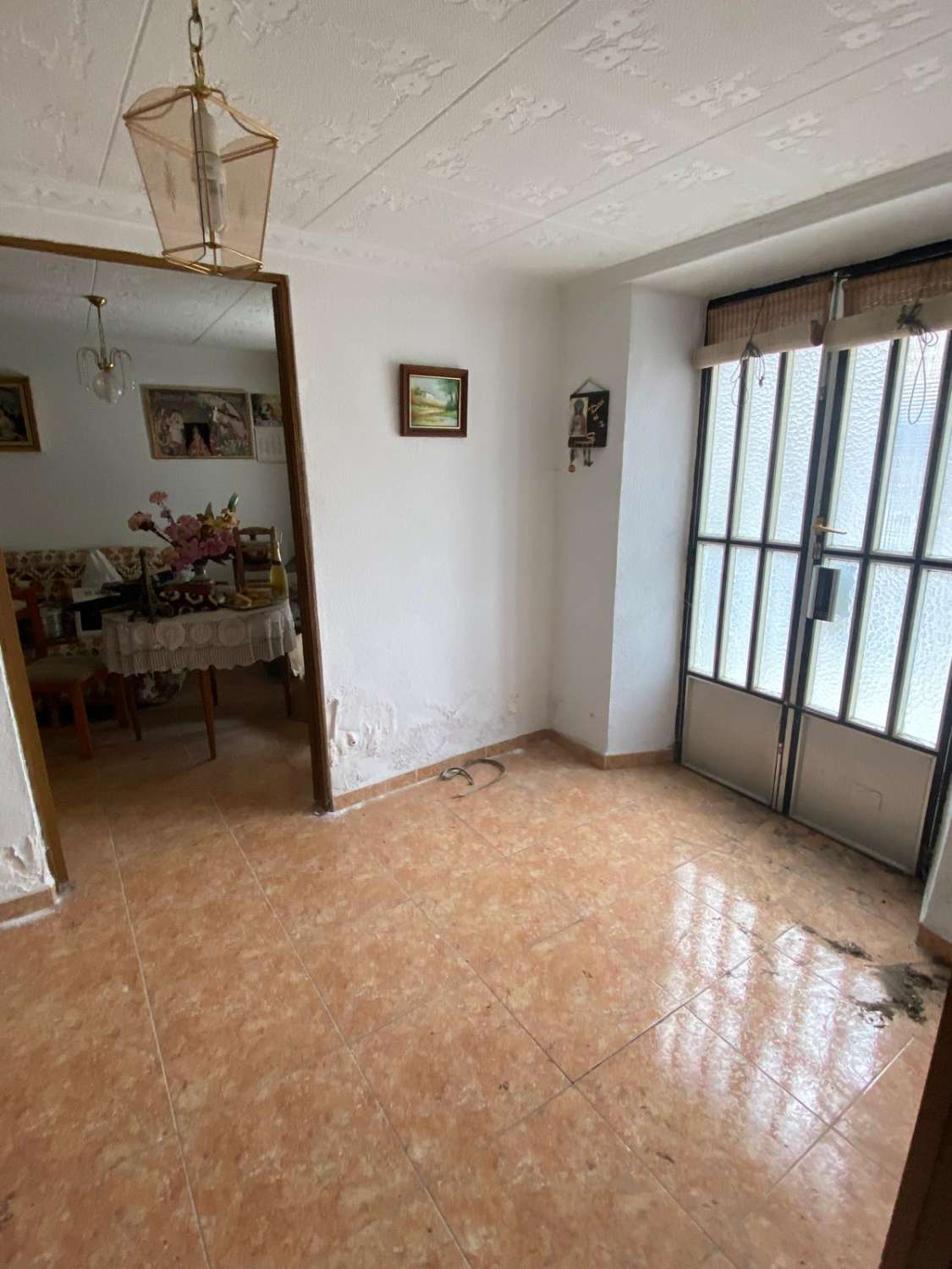 5 bedroom house in Oria with 1,700m2 of land with gardens and terraces