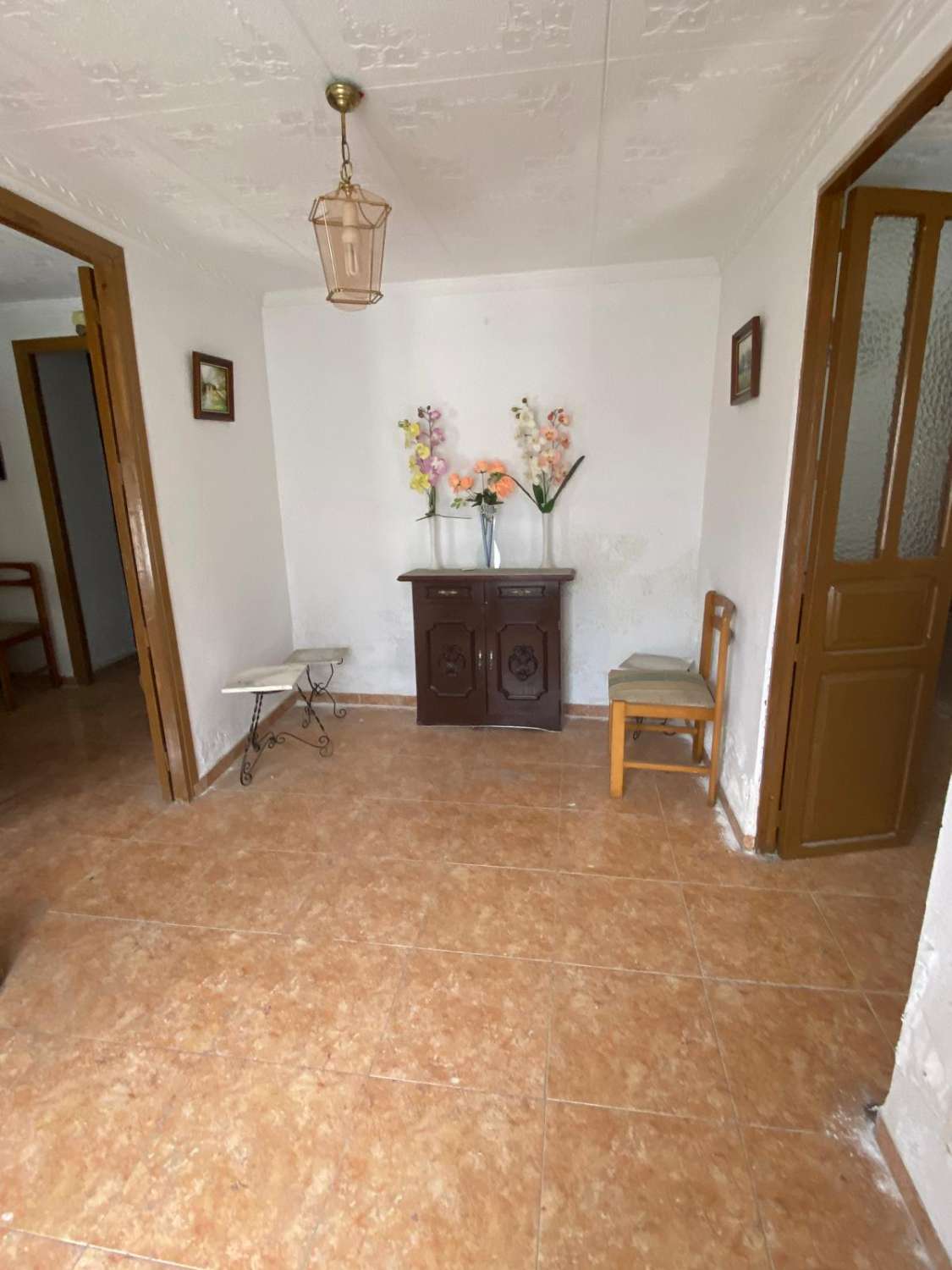 5 bedroom house in Oria with 1,700m2 of land with gardens and terraces