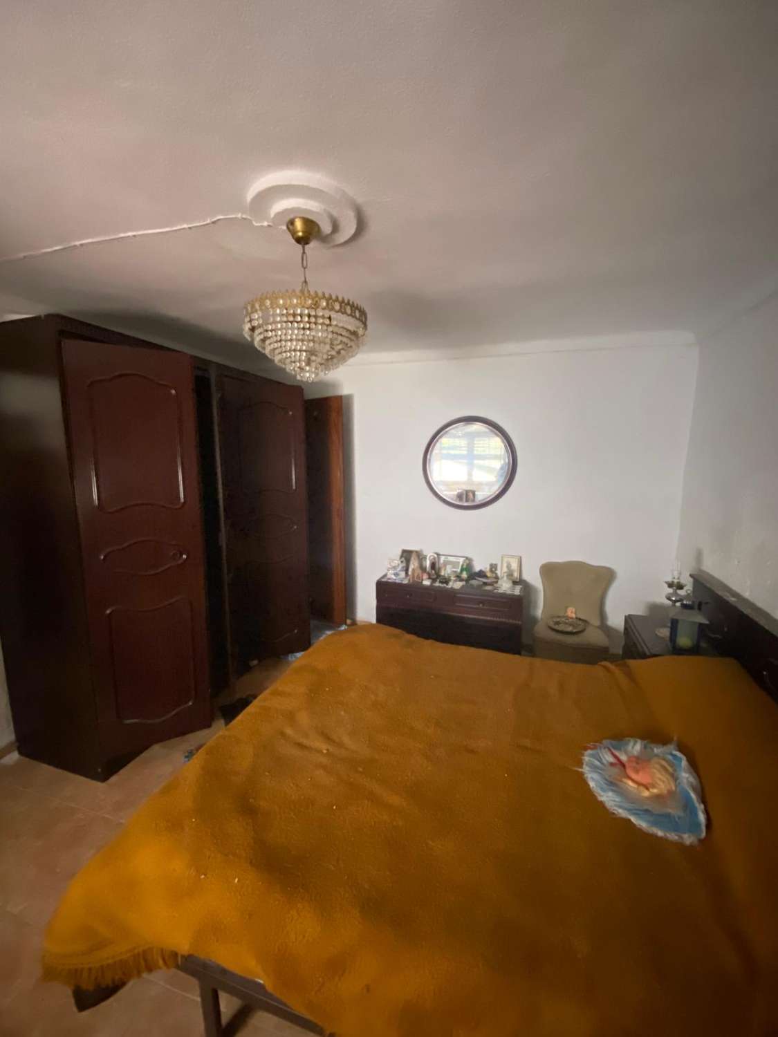 5 bedroom house in Oria with 1,700m2 of land with gardens and terraces