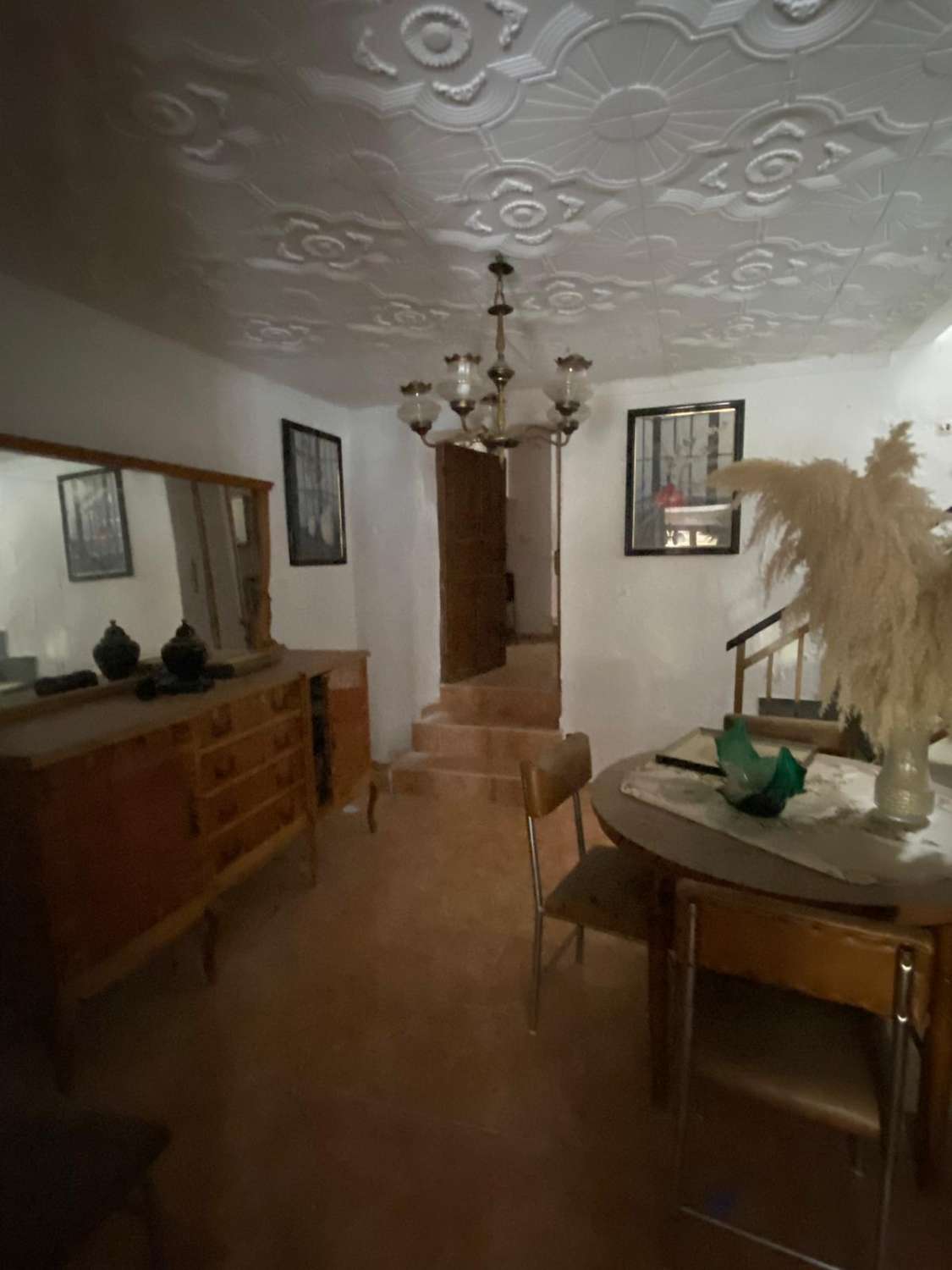 5 bedroom house in Oria with 1,700m2 of land with gardens and terraces
