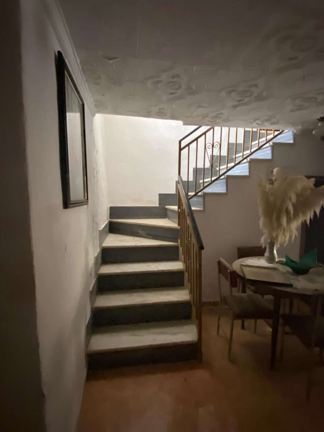 5 bedroom house in Oria with 1,700m2 of land with gardens and terraces