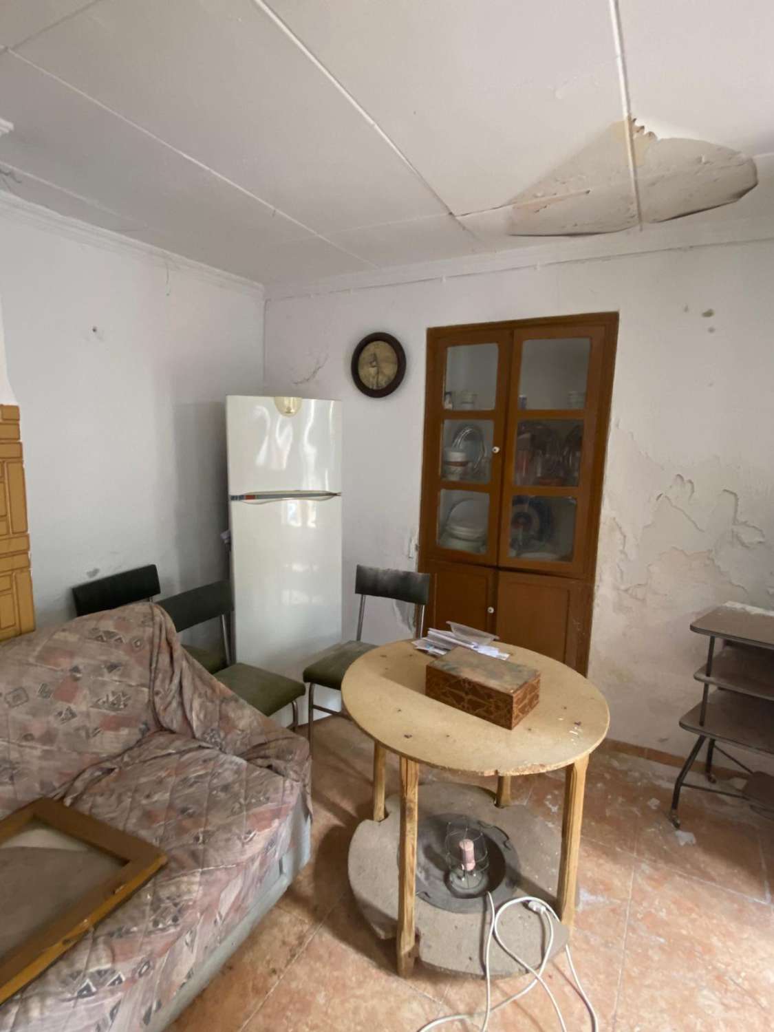 5 bedroom house in Oria with 1,700m2 of land with gardens and terraces