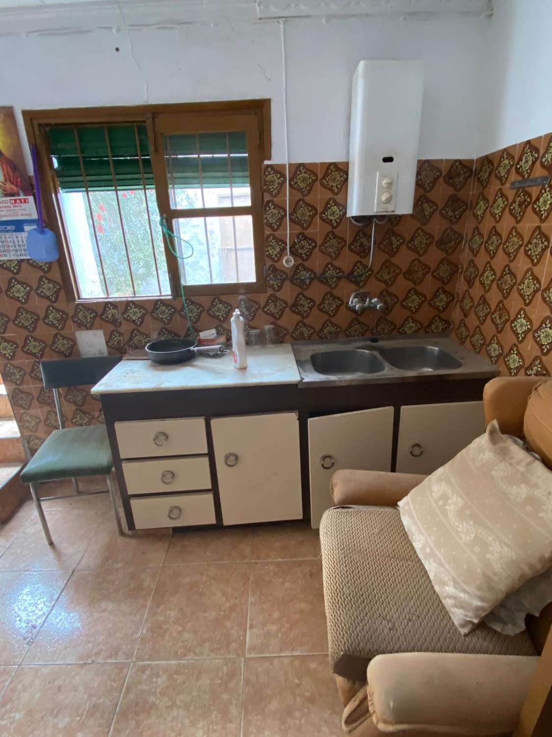 5 bedroom house in Oria with 1,700m2 of land with gardens and terraces