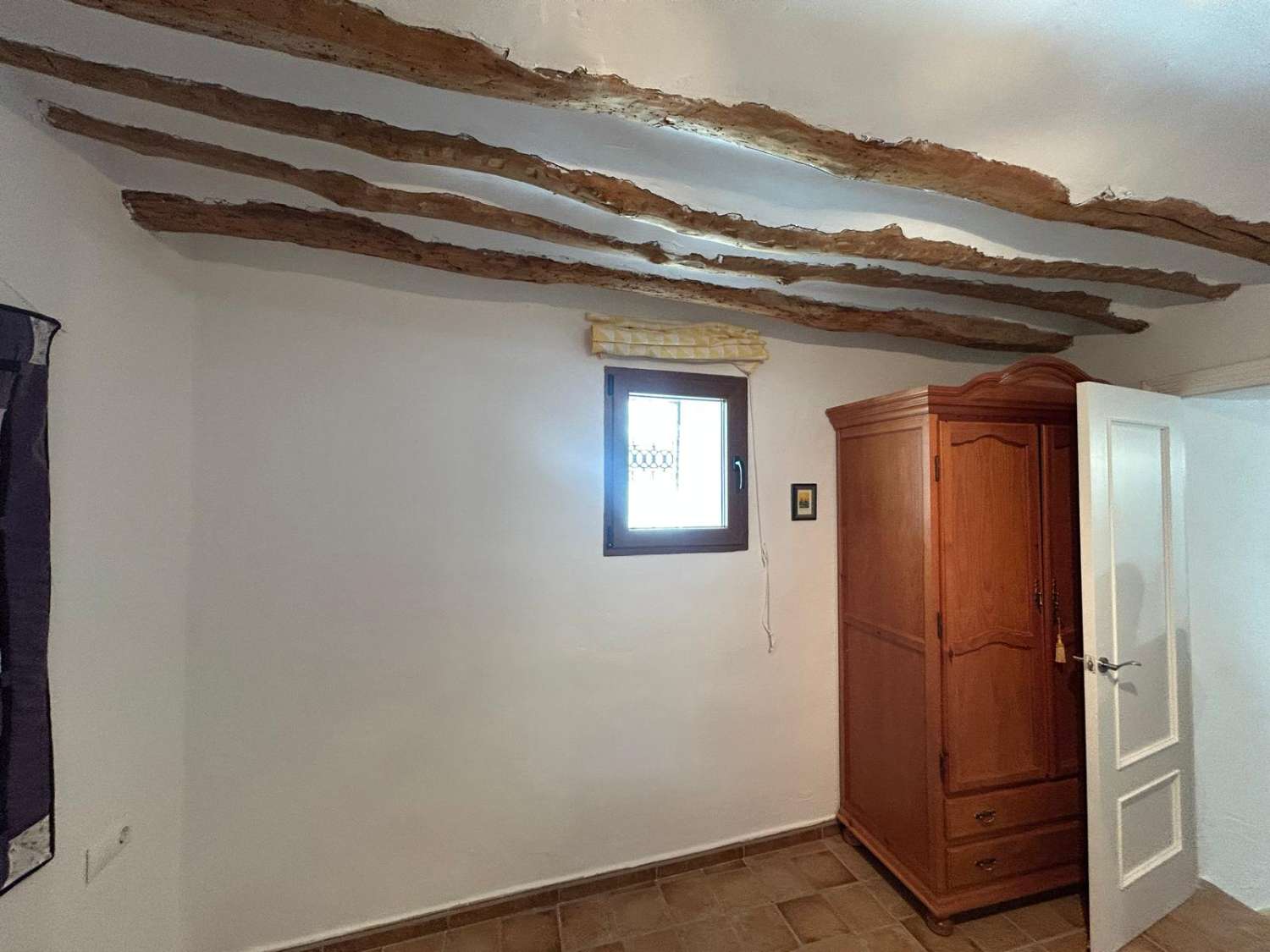 Vrijstaande woning met 3 slaapkamers en 3 badkamers, prachtig gerestaureerd