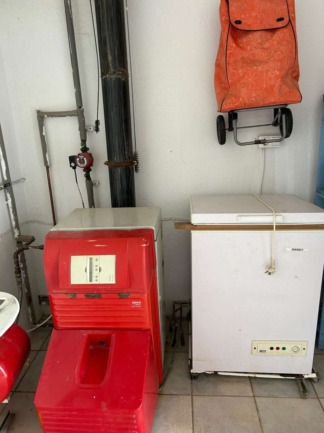 Vrijstaande woning met 3 slaapkamers en 3 badkamers, prachtig gerestaureerd