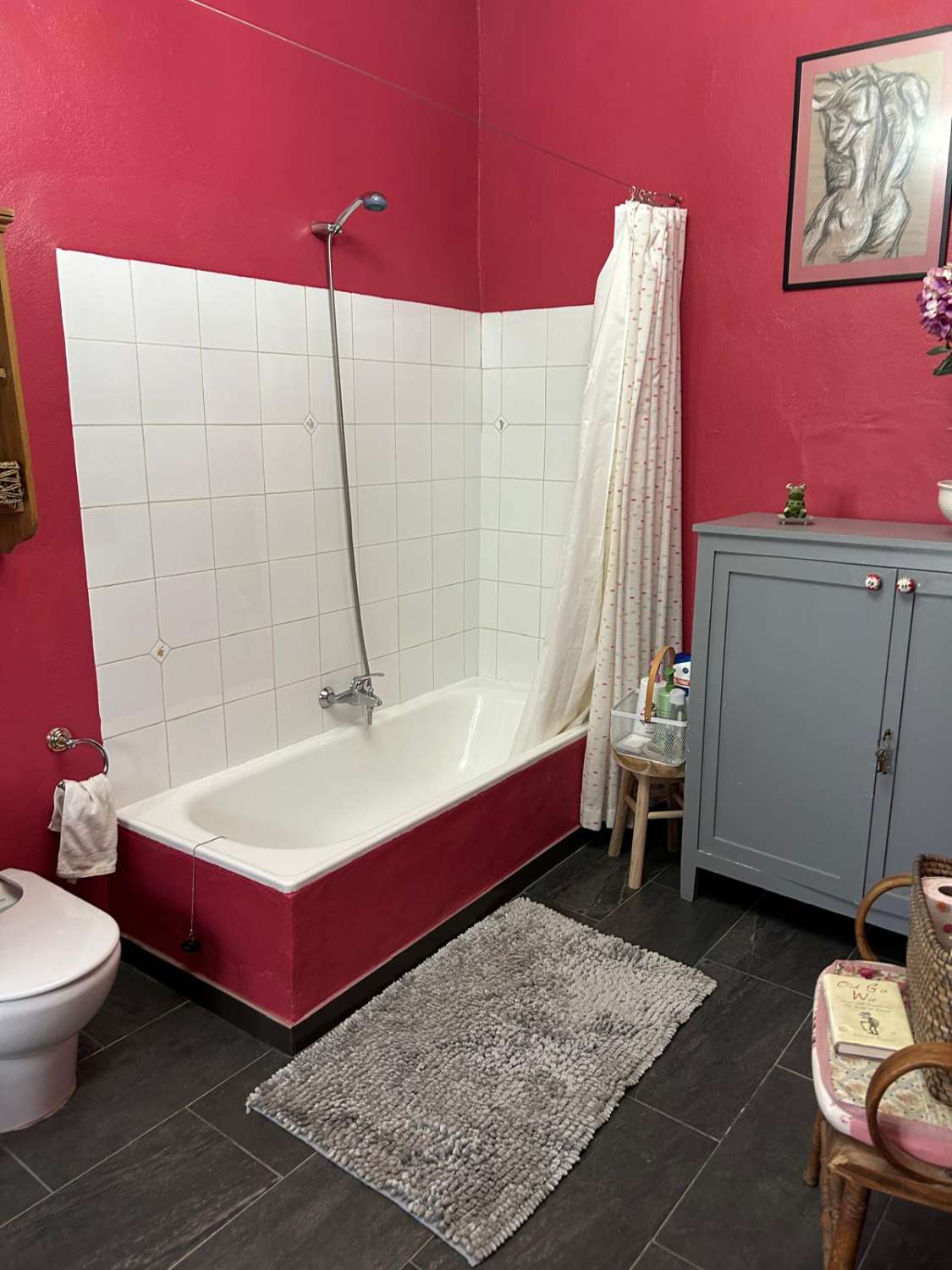 Vrijstaande woning met 3 slaapkamers en 3 badkamers, prachtig gerestaureerd