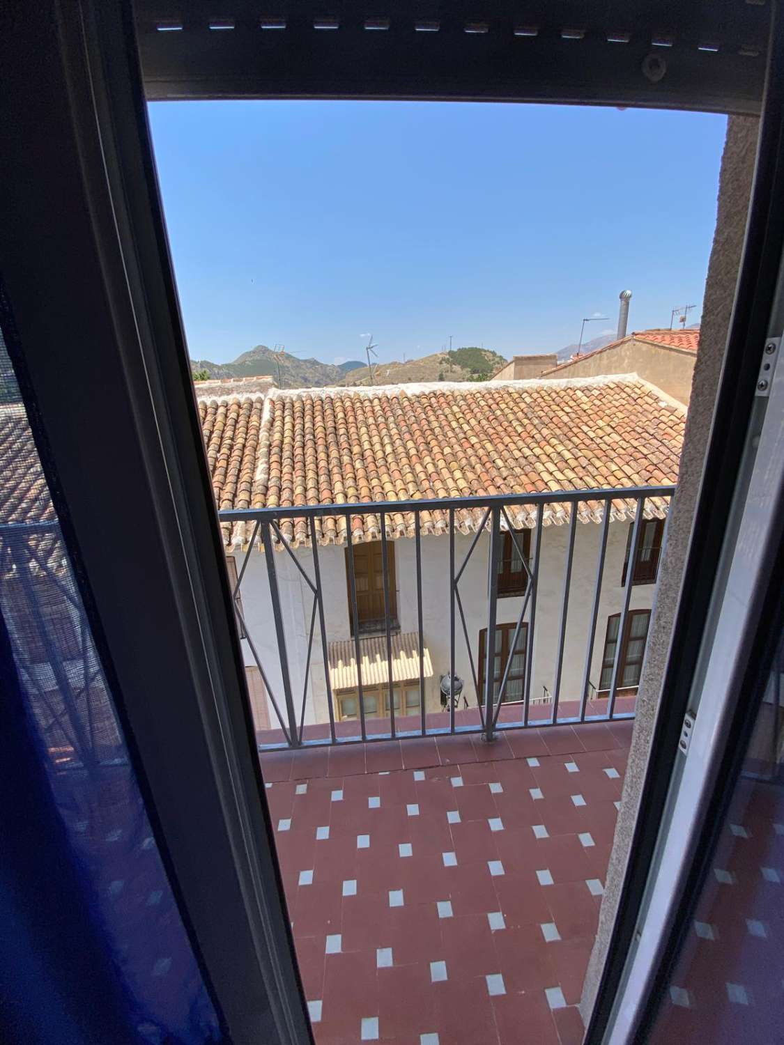 Fantástico apartamento con balcón en el corazón de Vélez Rubio.