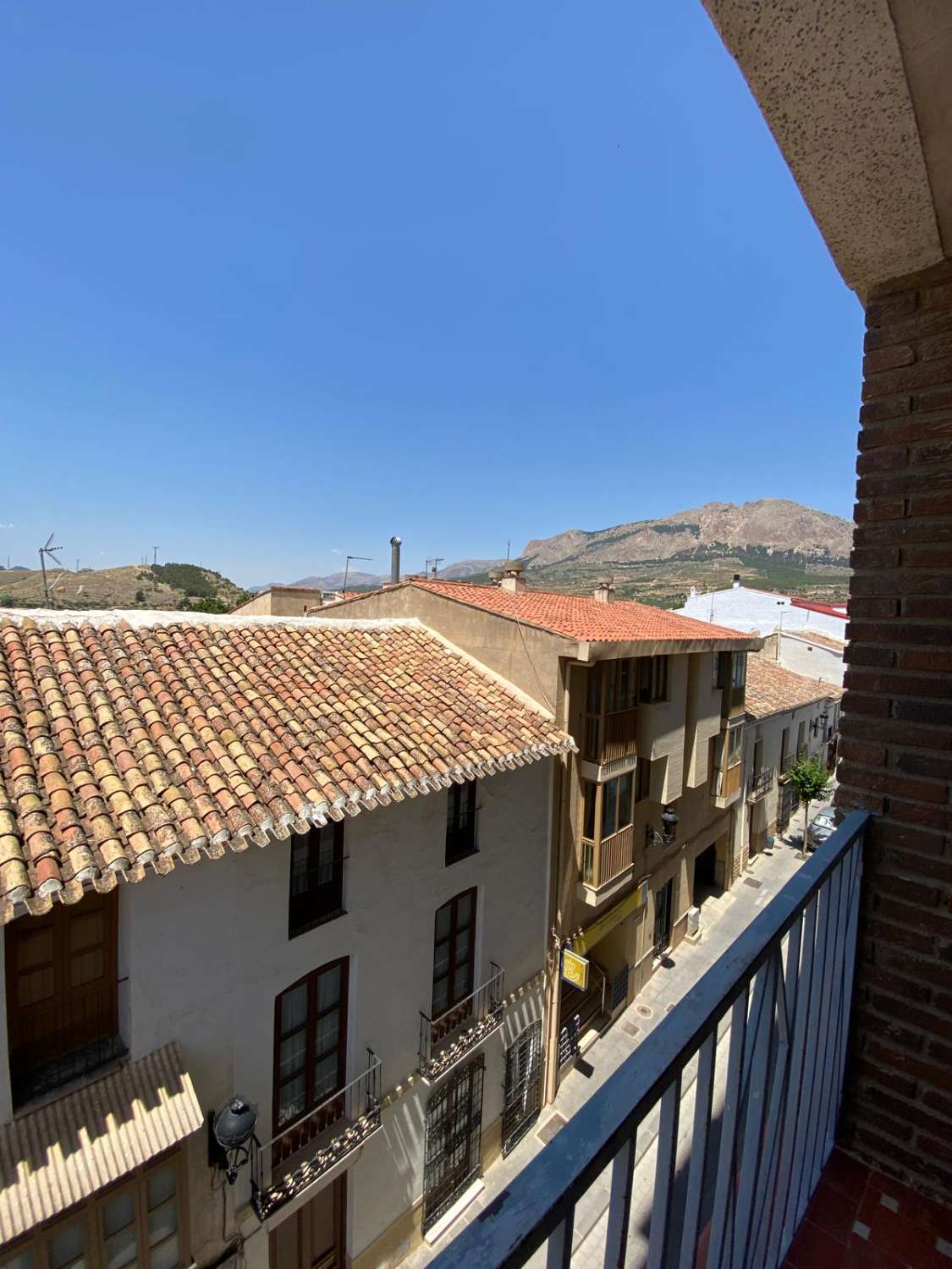 Fantástico apartamento con balcón en el corazón de Vélez Rubio.