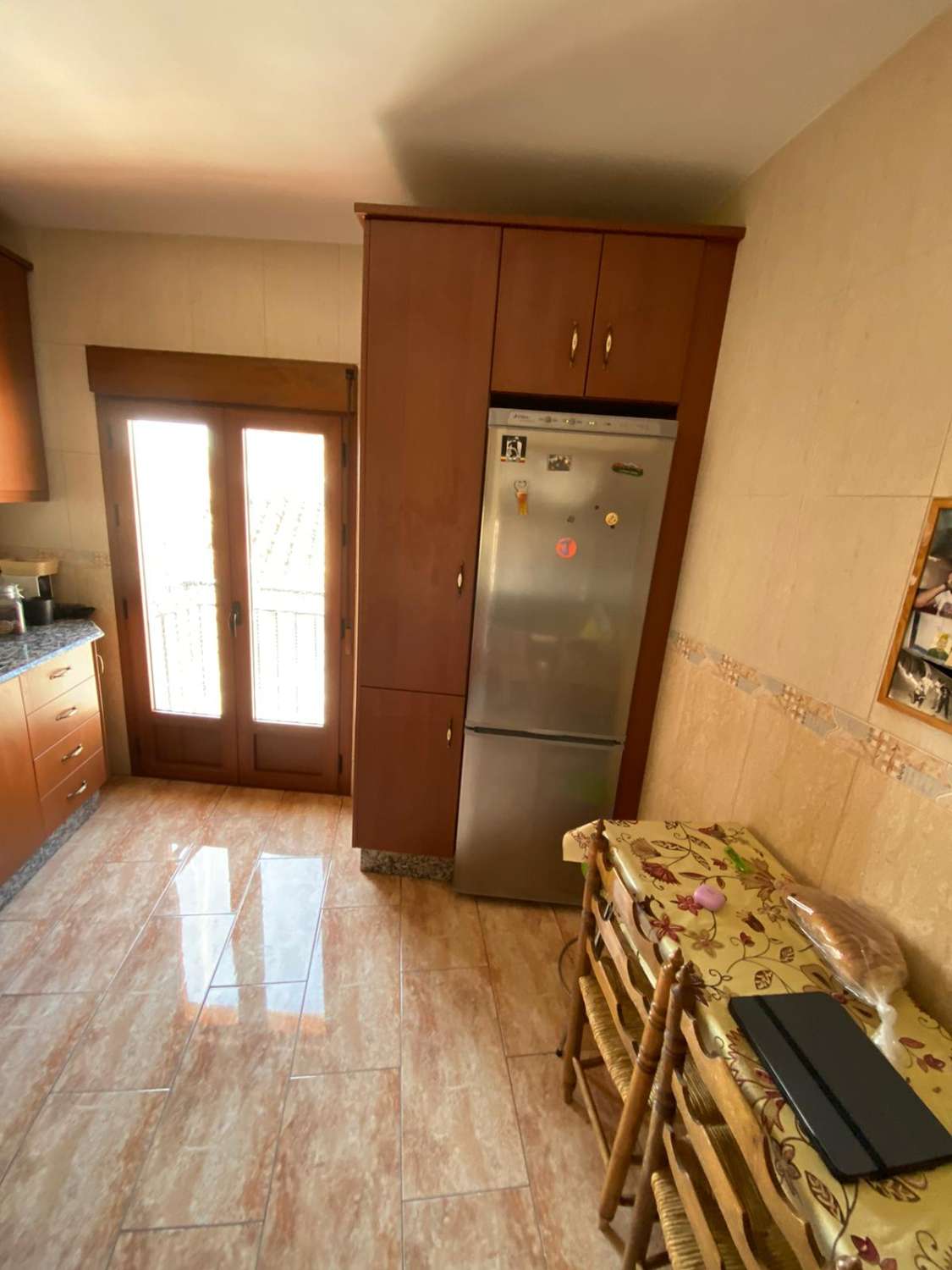 Impresionante casa  con balcones y espacio exterior en el corazón de Vélez Blanco.