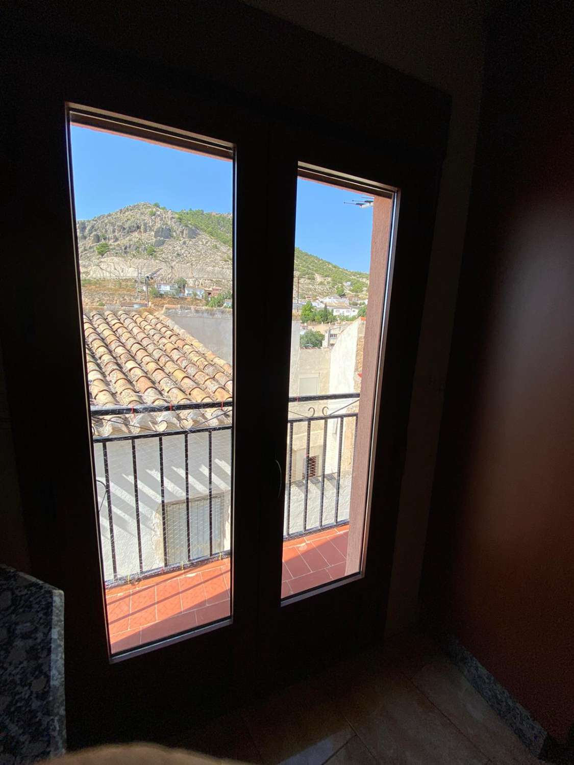 Impresionante casa  con balcones y espacio exterior en el corazón de Vélez Blanco.