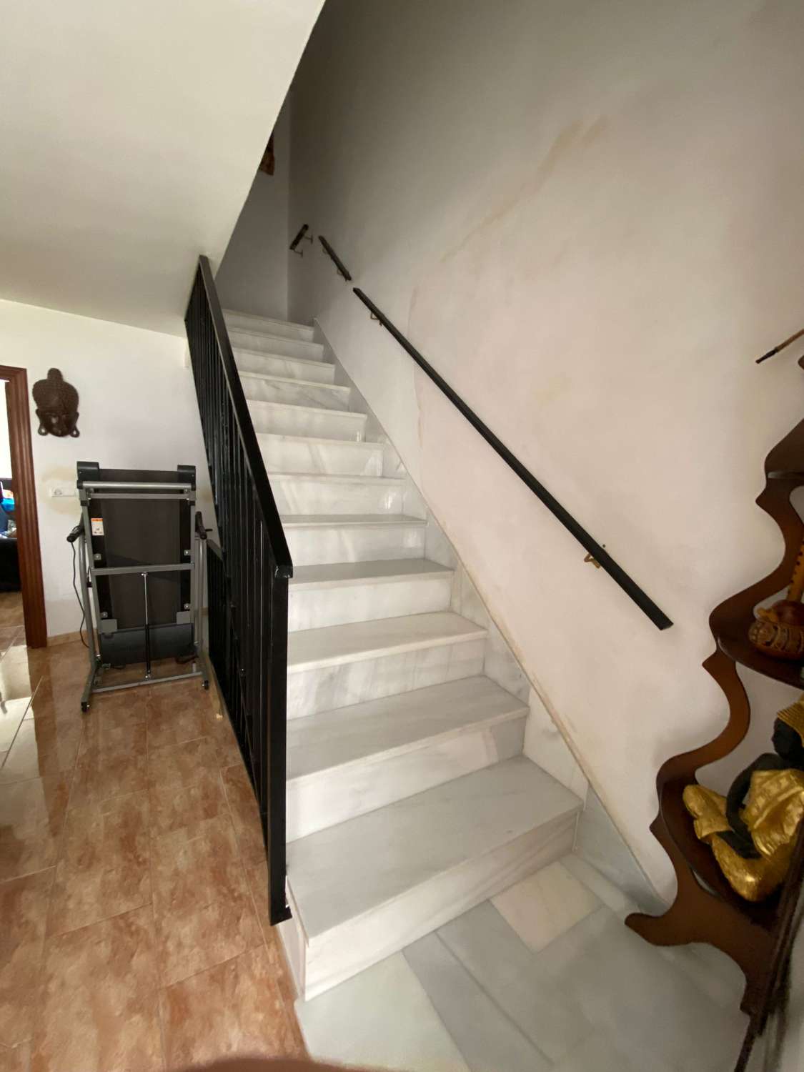 Impresionante casa  con balcones y espacio exterior en el corazón de Vélez Blanco.