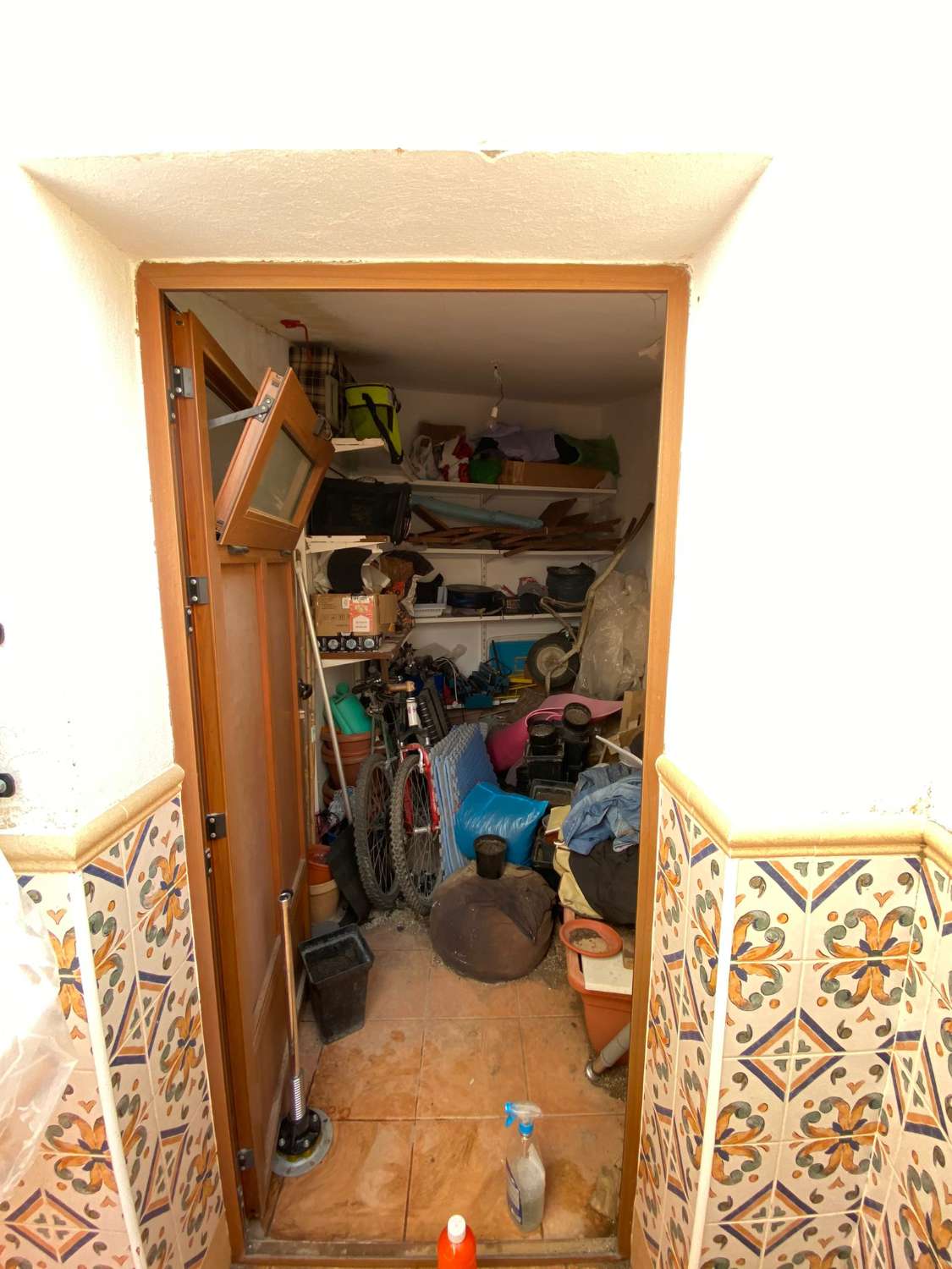 Impresionante casa  con balcones y espacio exterior en el corazón de Vélez Blanco.