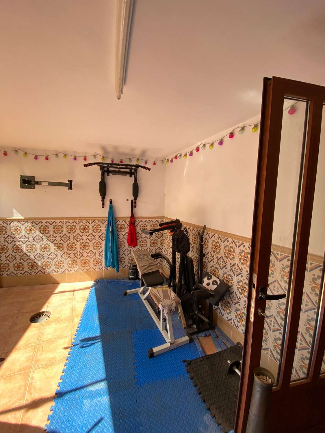 Impresionante casa  con balcones y espacio exterior en el corazón de Vélez Blanco.