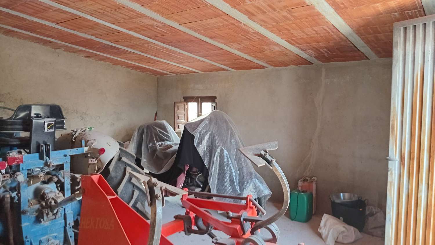 2 encantadores cortijos en el campo de Vélez Blanco con piscina.