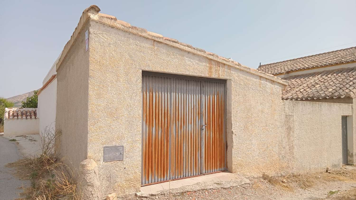 2 encantadores cortijos en el campo de Vélez Blanco con piscina.