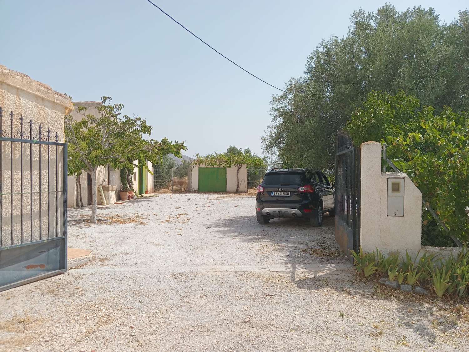 2 encantadores cortijos en el campo de Vélez Blanco con piscina.