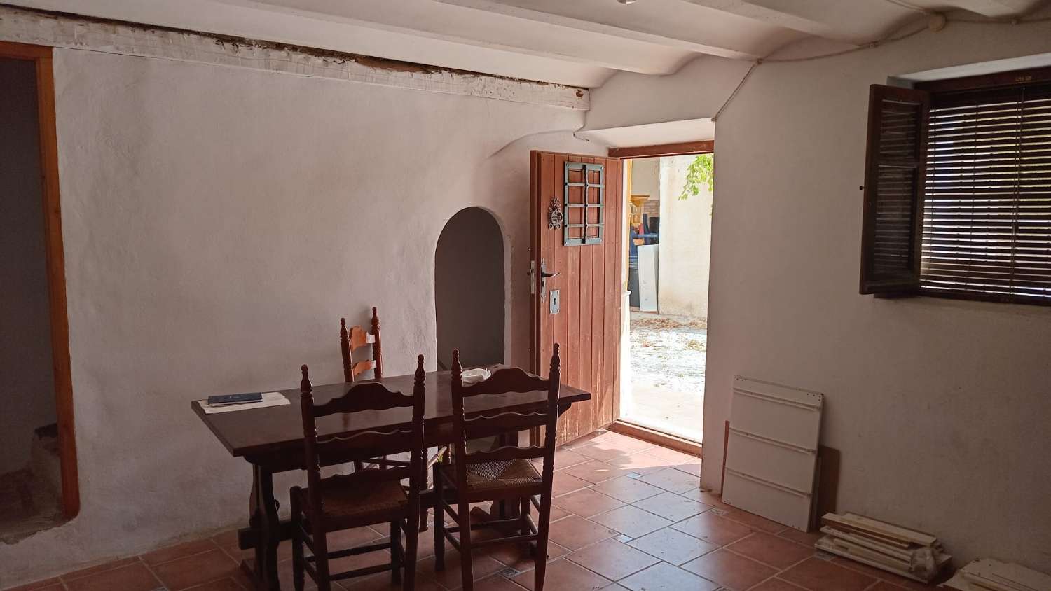 2 encantadores cortijos en el campo de Vélez Blanco con piscina.