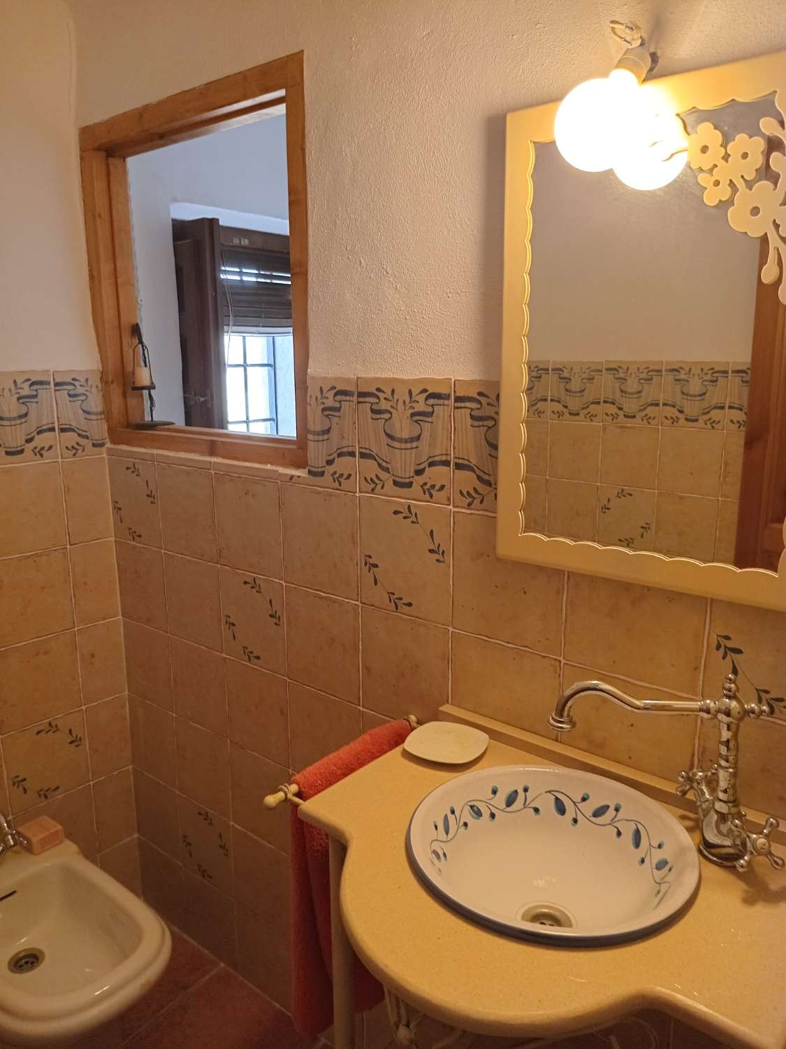 2 encantadores cortijos en el campo de Vélez Blanco con piscina.