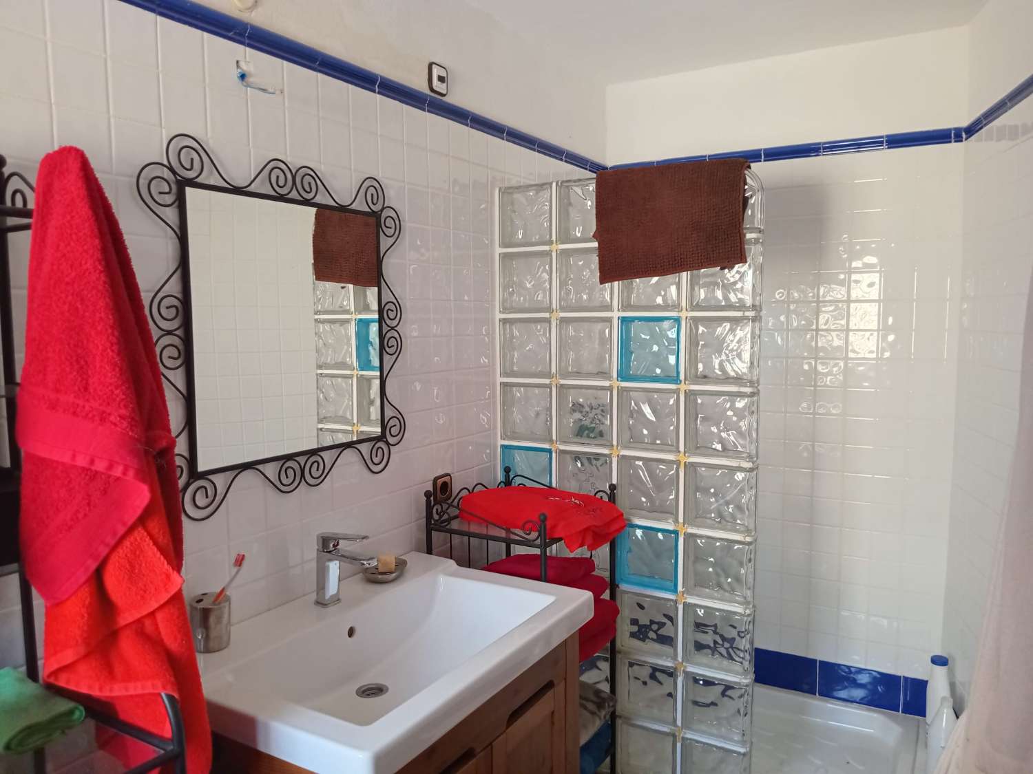 2 encantadores cortijos en el campo de Vélez Blanco con piscina.