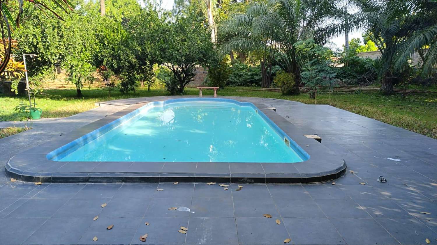 Impresionante villa de 4 dormitorios y 3 baños con piscina en Gambia, norte de África, cerca de la playa.