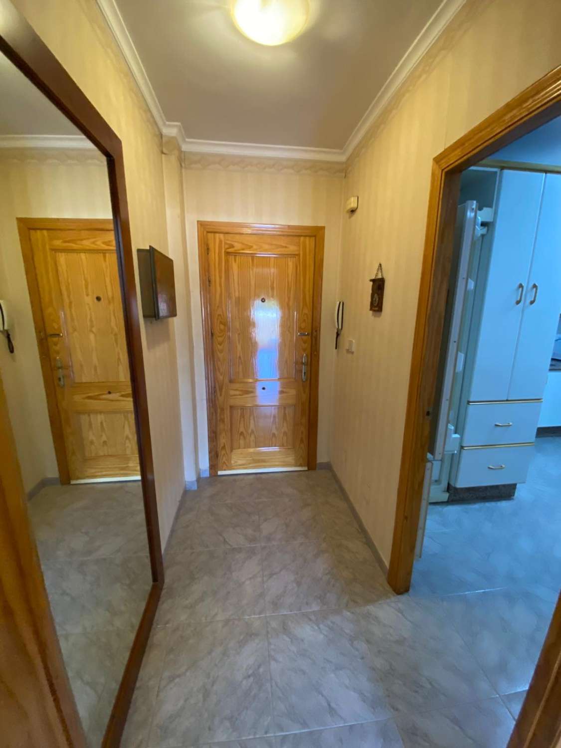 Lovely 2nd Floor Apartment, 4 beds, 2 baths, balconies, Velez Rubio