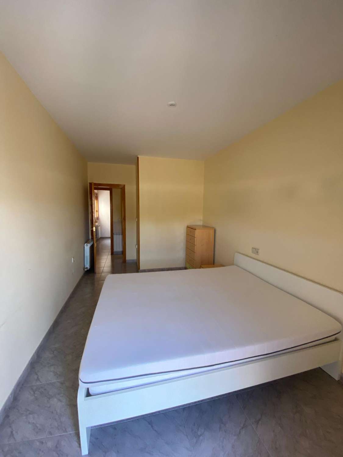 Lovely 2nd Floor Apartment, 4 beds, 2 baths, balconies, Velez Rubio