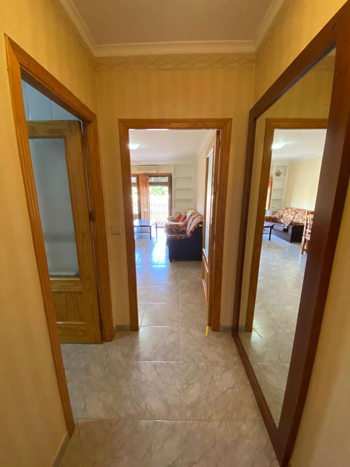 Lovely 2nd Floor Apartment, 4 beds, 2 baths, balconies, Velez Rubio