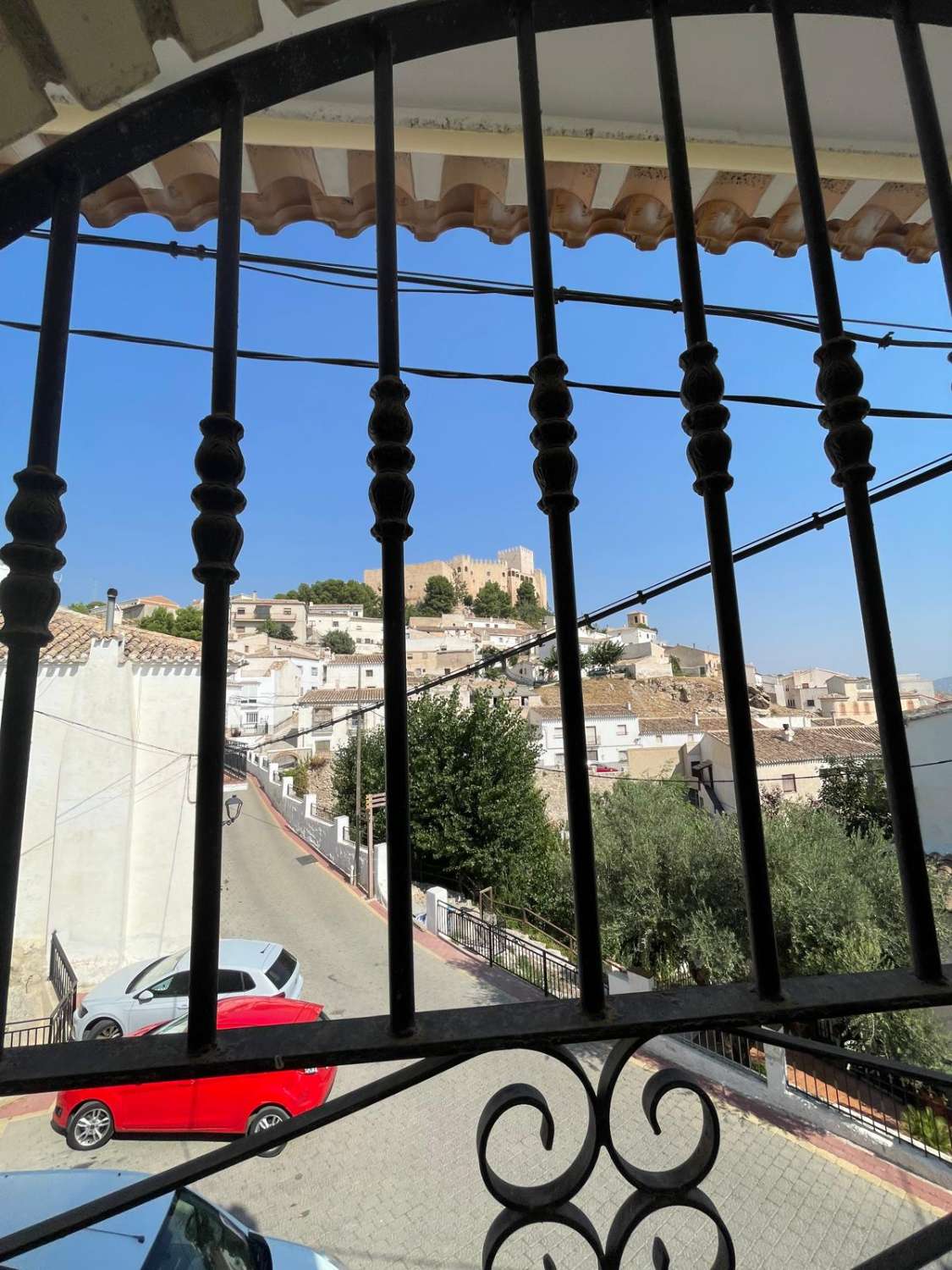 Hermosa casa de 5 dormitorios en el corazón de Vélez Blanco